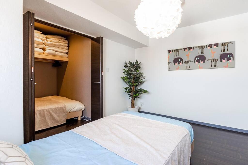 One-Bedroom Apartment - Photo 35
