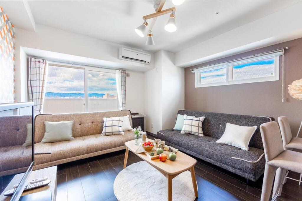 One-Bedroom Apartment - Photo 8