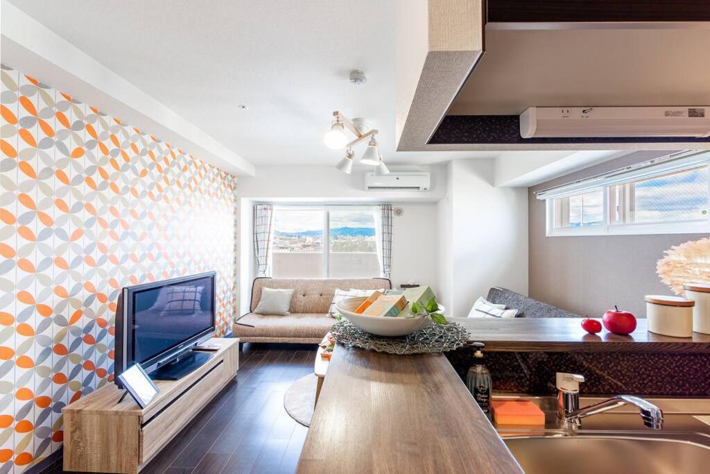 One-Bedroom Apartment - Photo 4