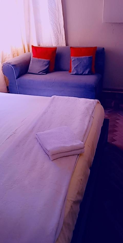 Deluxe Queen Room - Photo 2