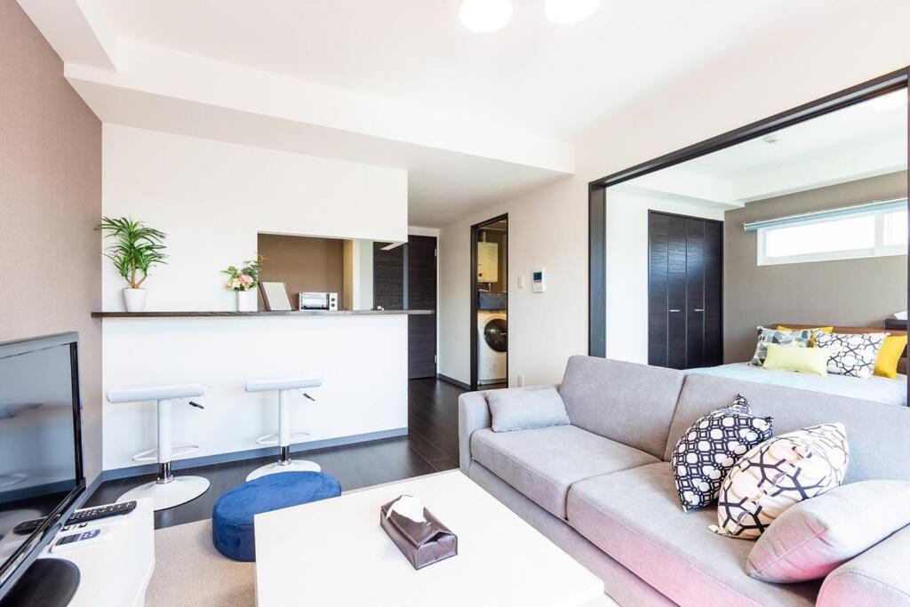 One-Bedroom Apartment - Photo 40