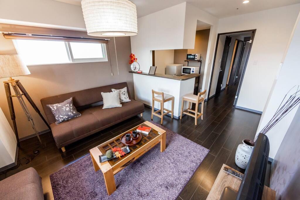 One-Bedroom Apartment - Photo 5
