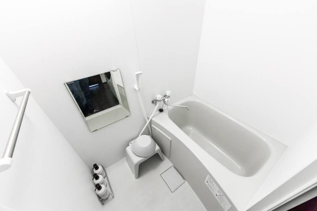 One-Bedroom Apartment - Photo 37