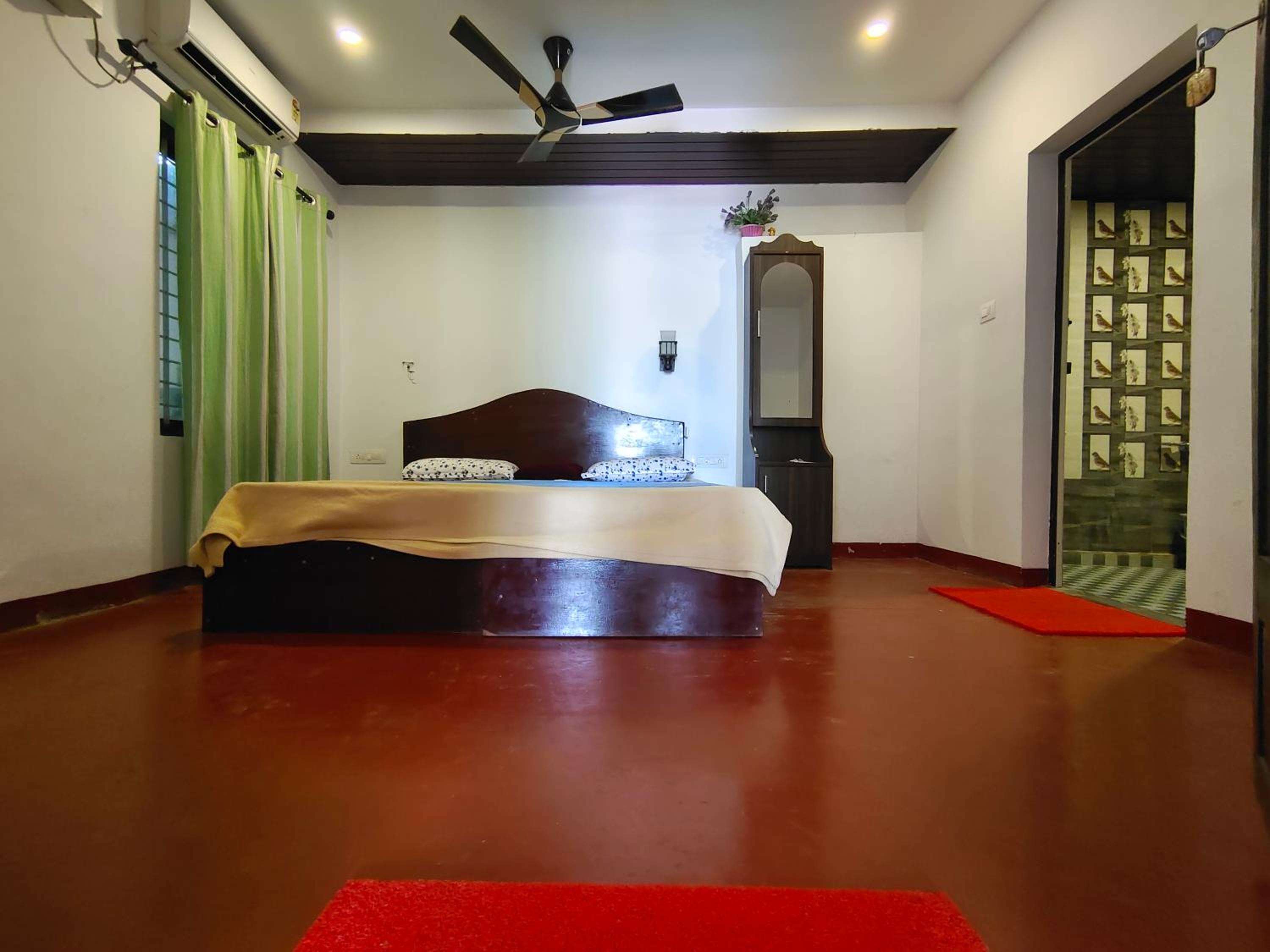 Double or Twin Room photo 3