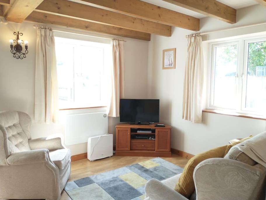 One-Bedroom Apartment - Photo 6