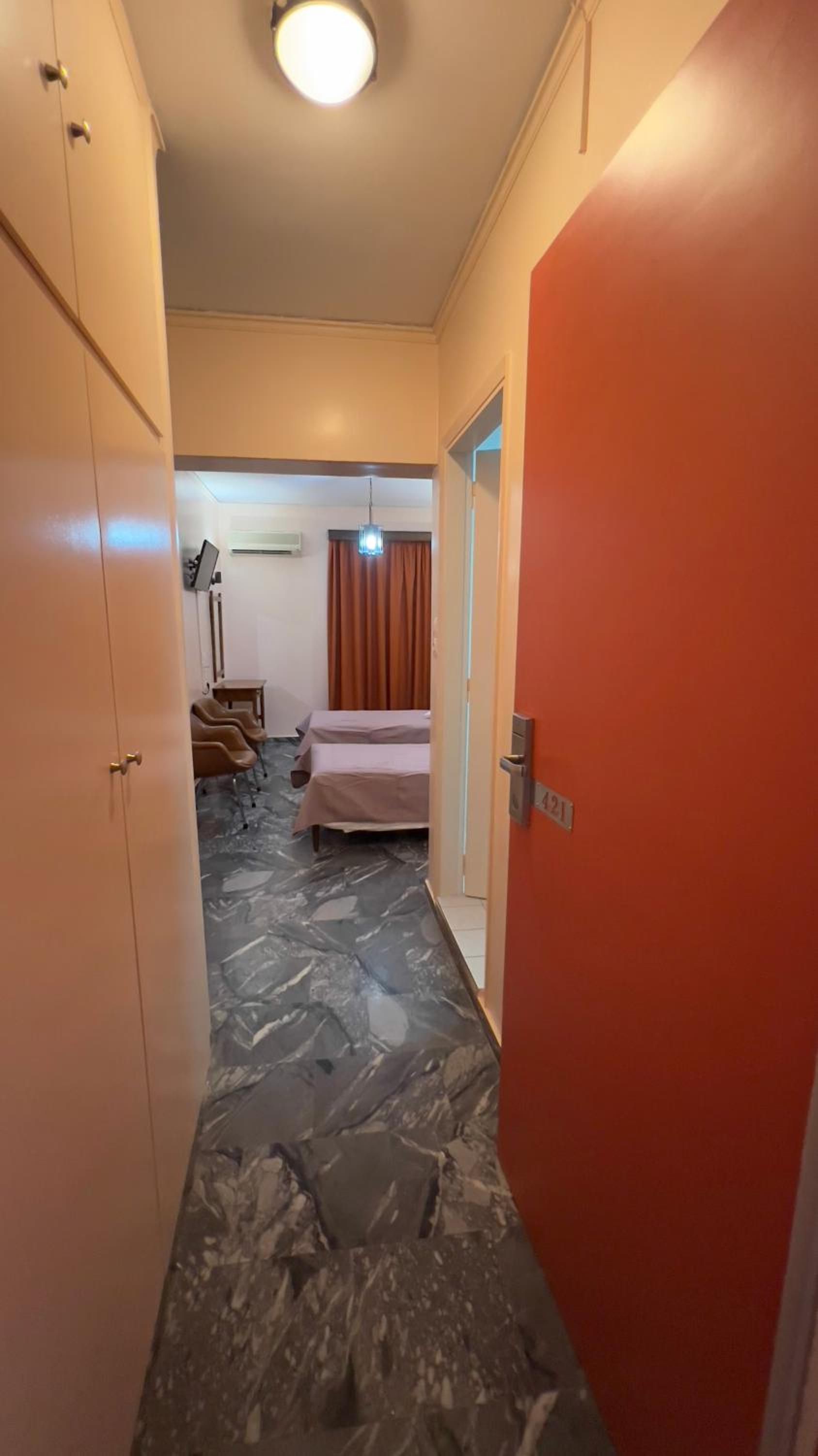 Standard Twin Room photo 3