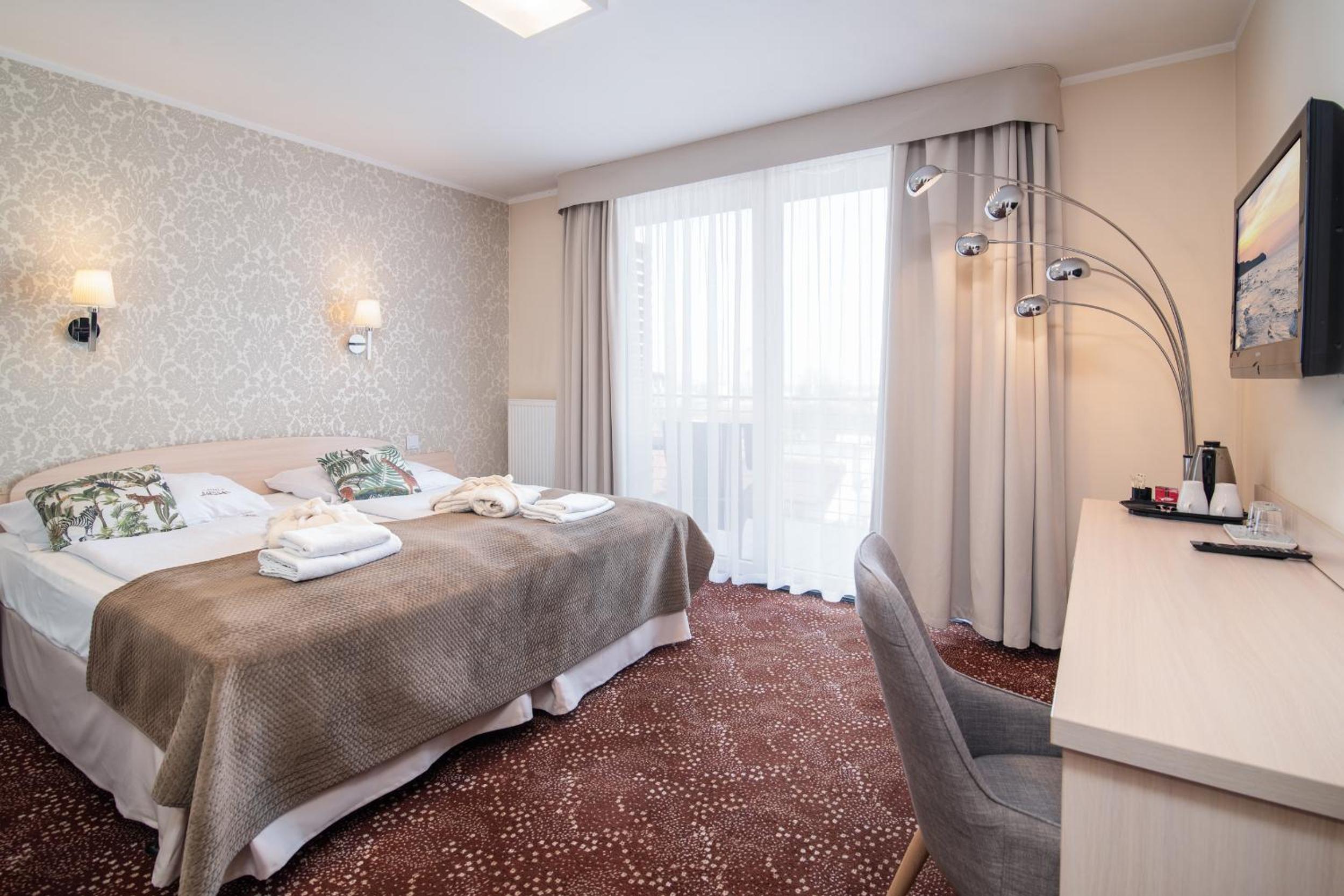 Large Single Room