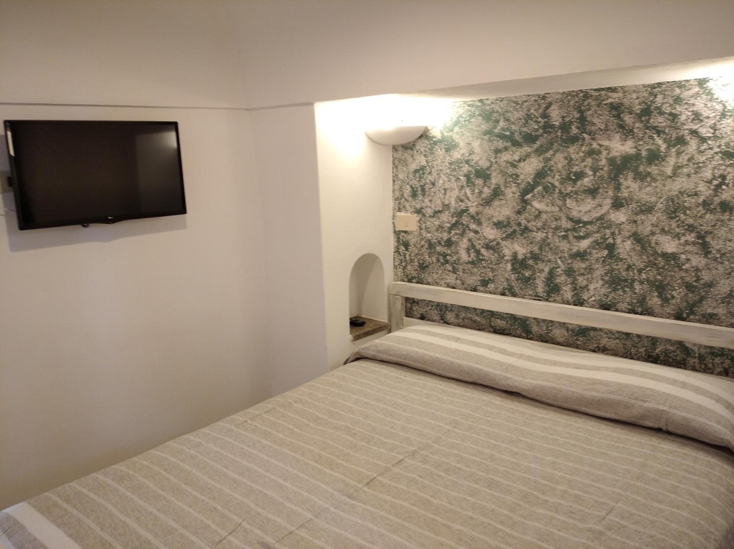 One-Bedroom House photo 2