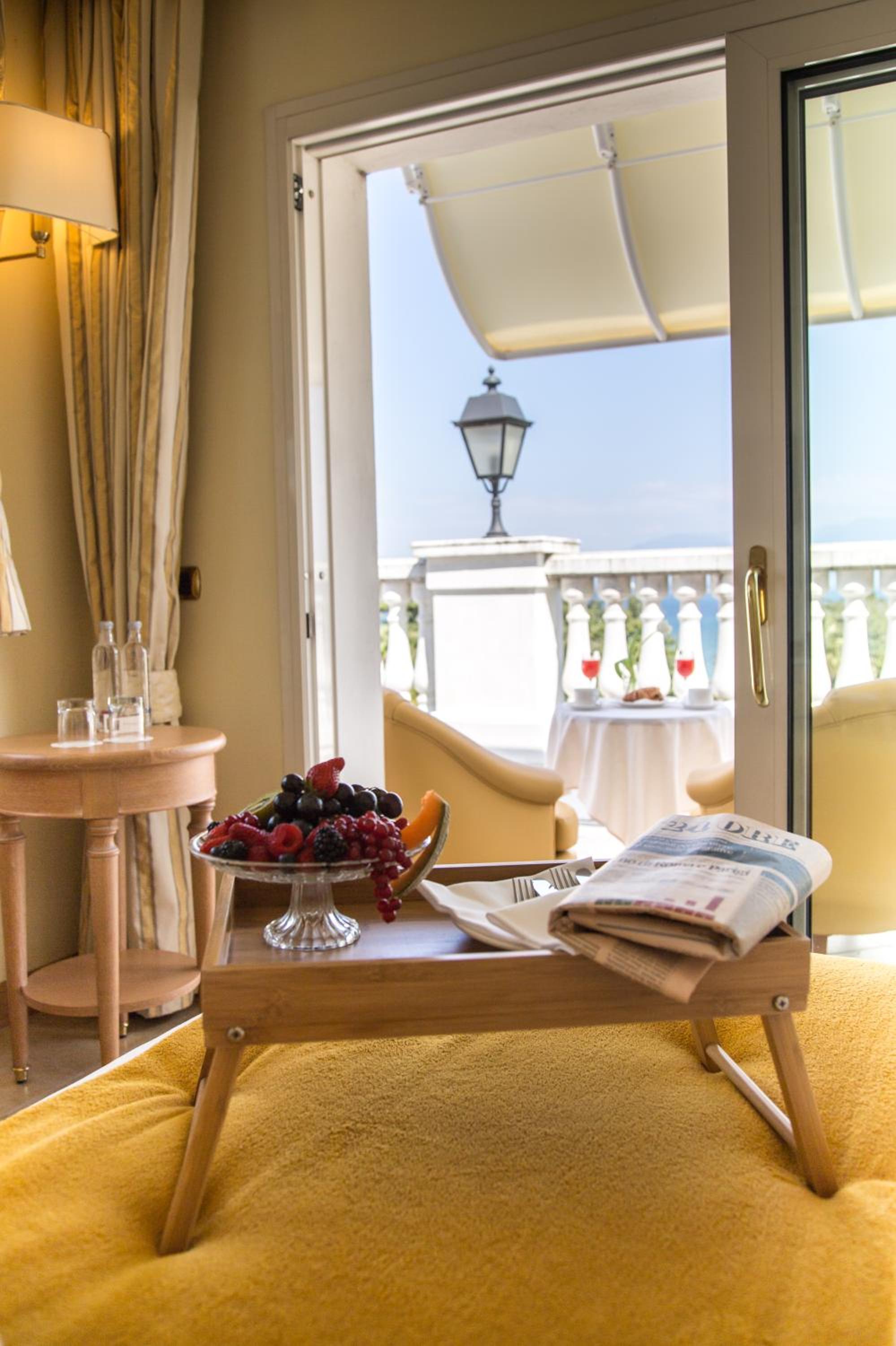 Superior Double Room with Lake View and Spa Access - Photo 9