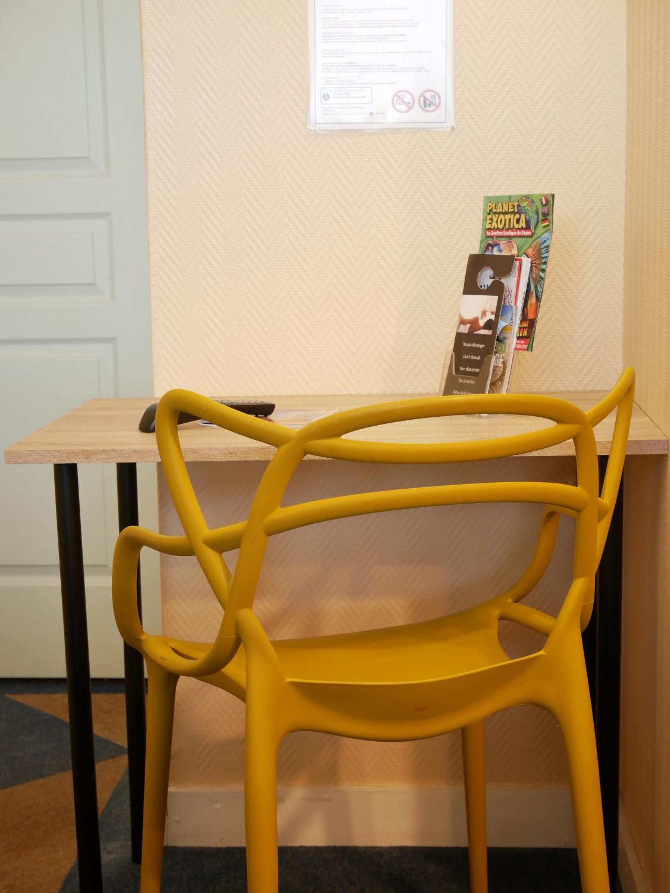 Standard Double Room - Photo 3