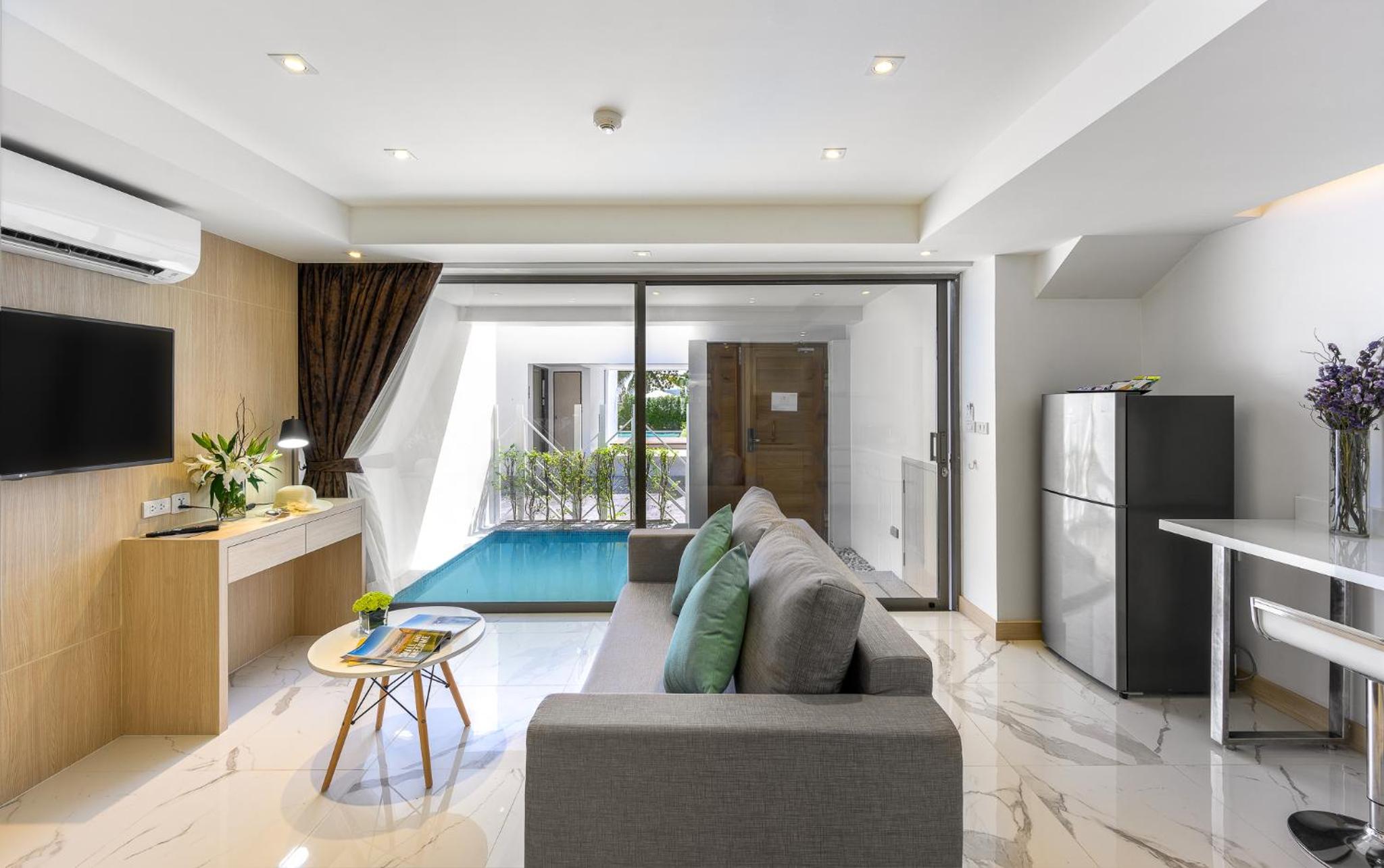 Executive Pool Suite - Photo 6