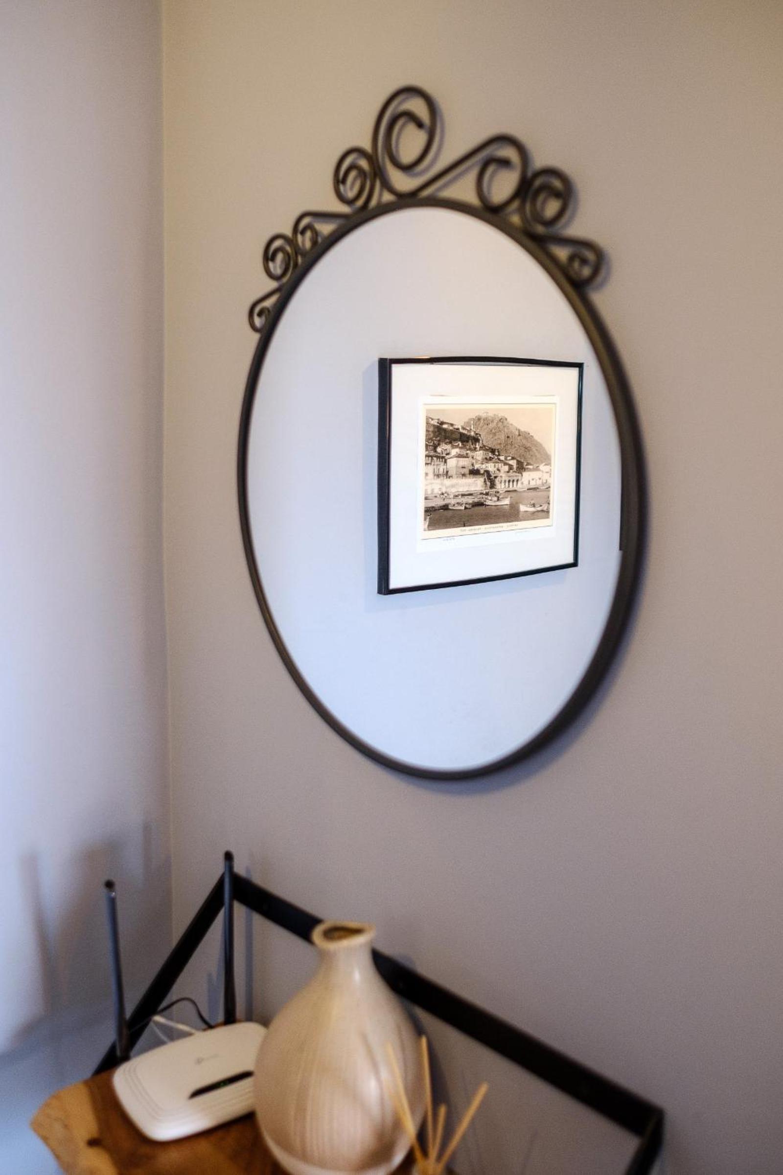 Two-Bedroom Apartment - Photo 32