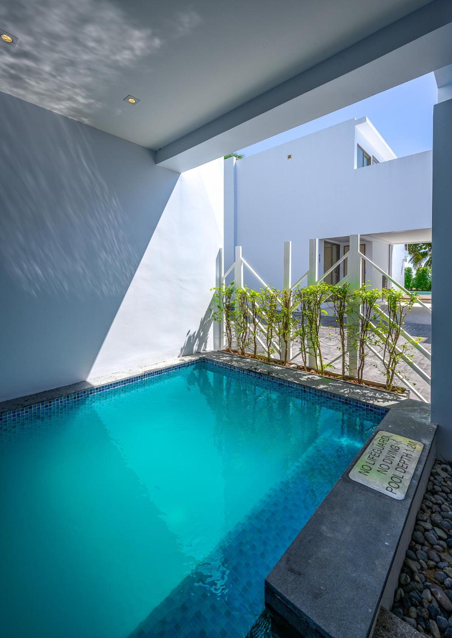 Executive Pool Suite - Photo 4