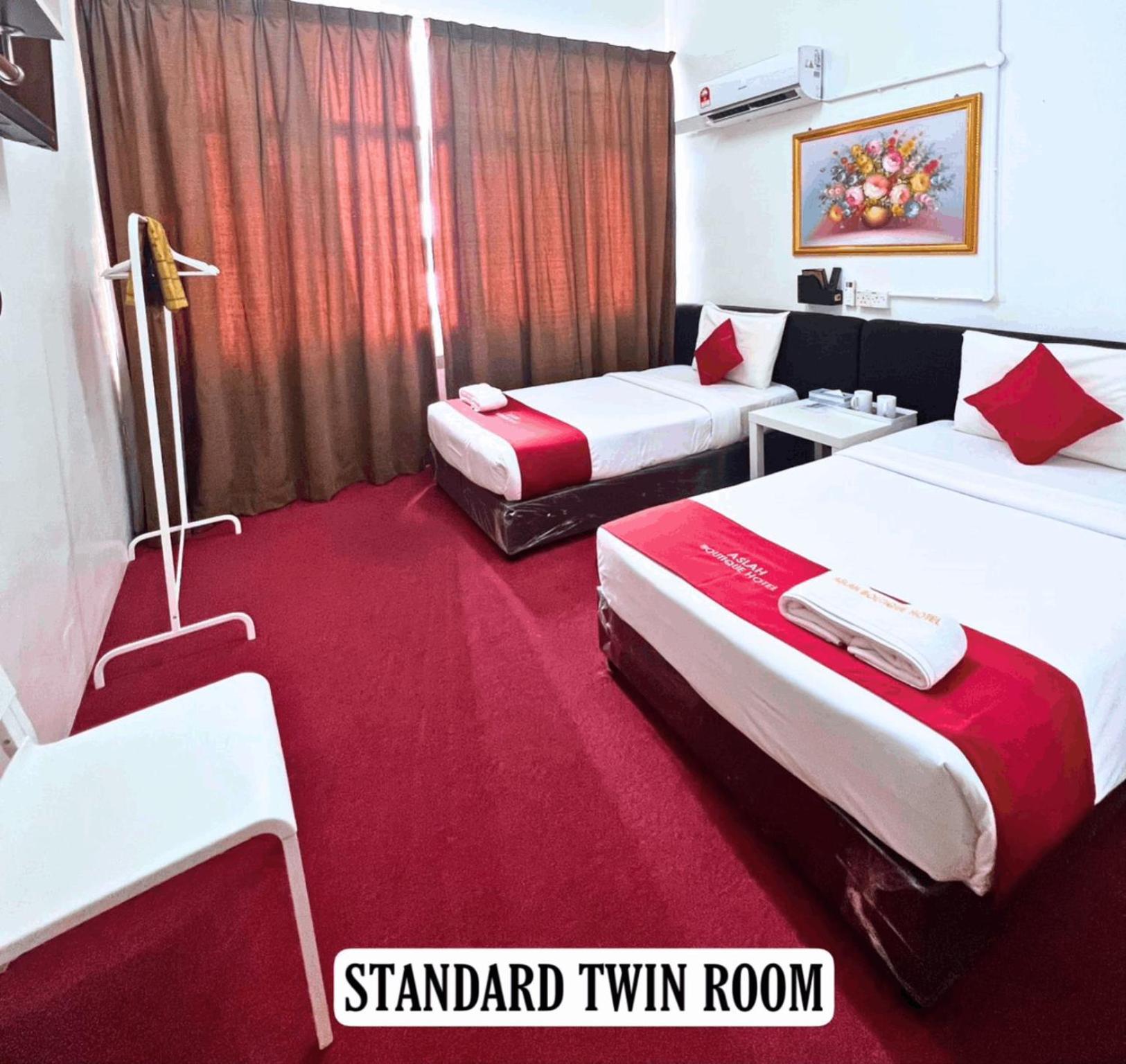 Standard Twin Room