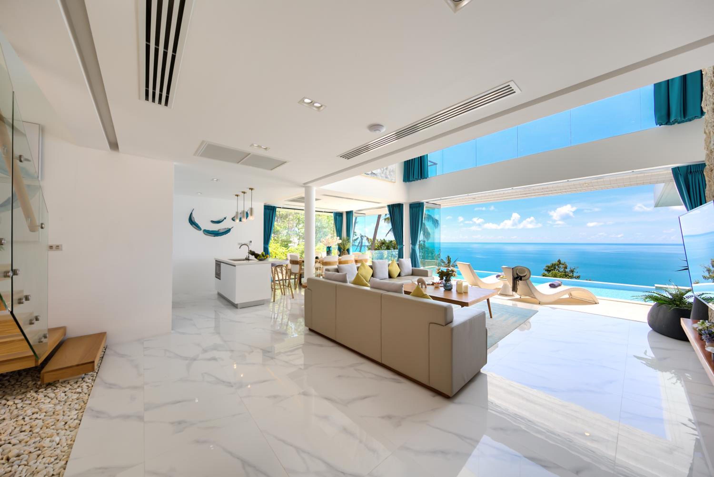 Four-Bedroom Villa with Bunk Bed photo 1