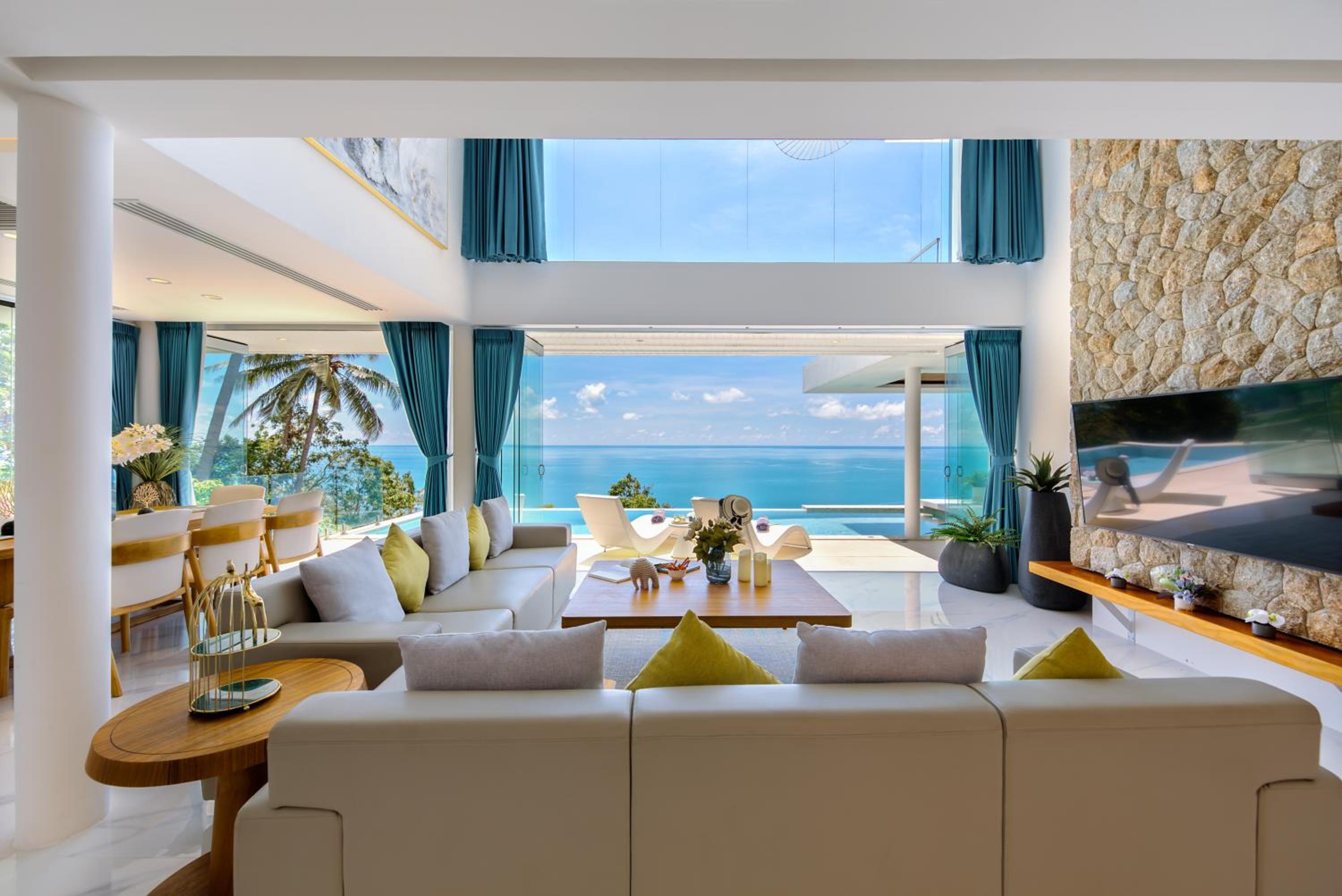 Four-Bedroom Villa with Bunk Bed photo 2