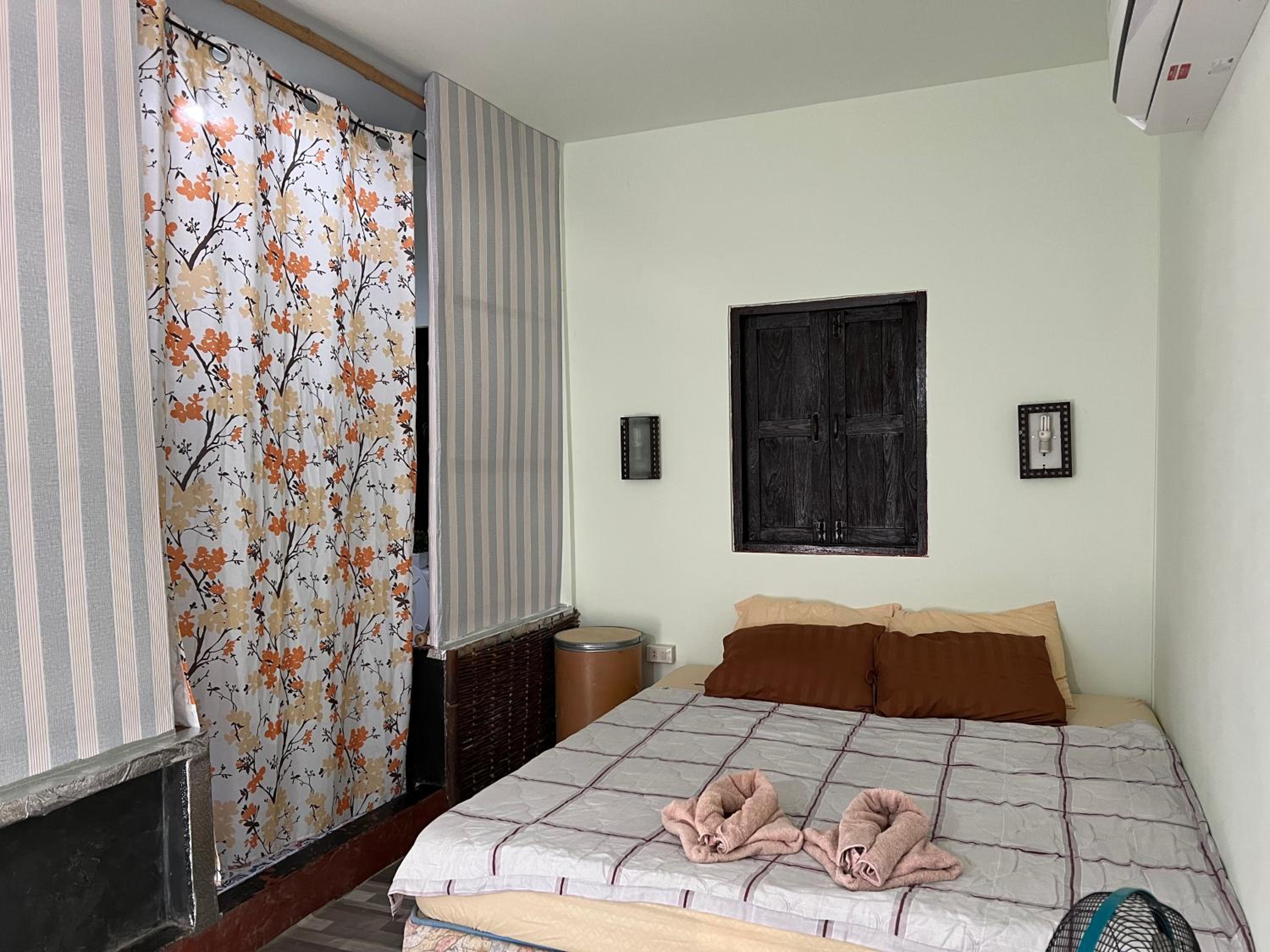 Standard Double Room - Photo 5