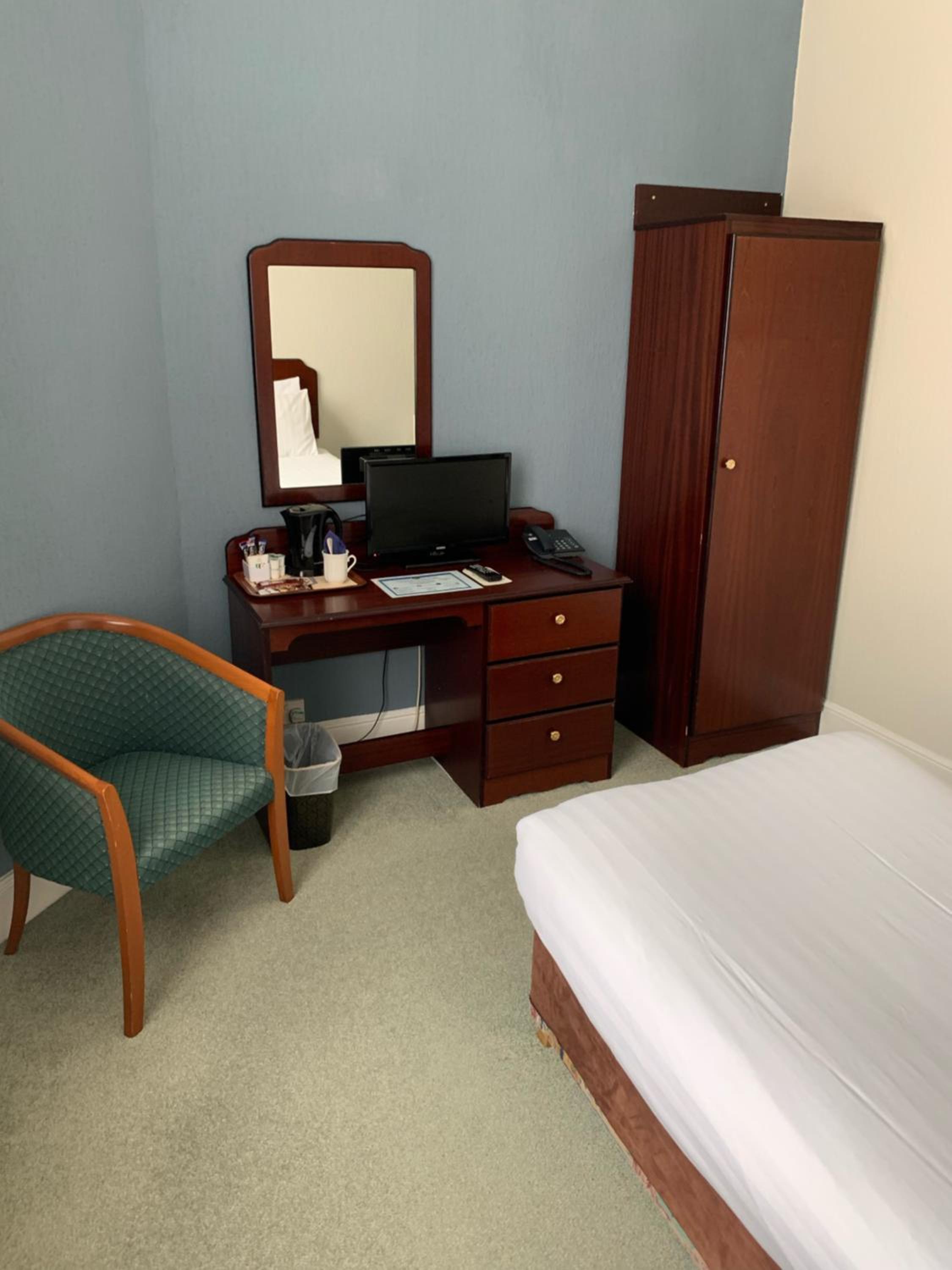 Single Room