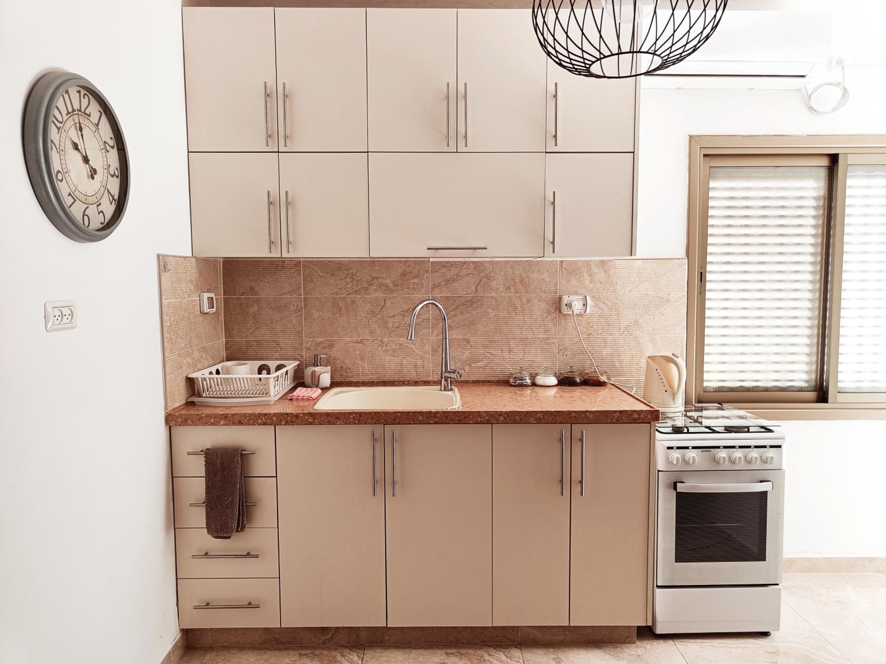 One-Bedroom Apartment - Photo 16