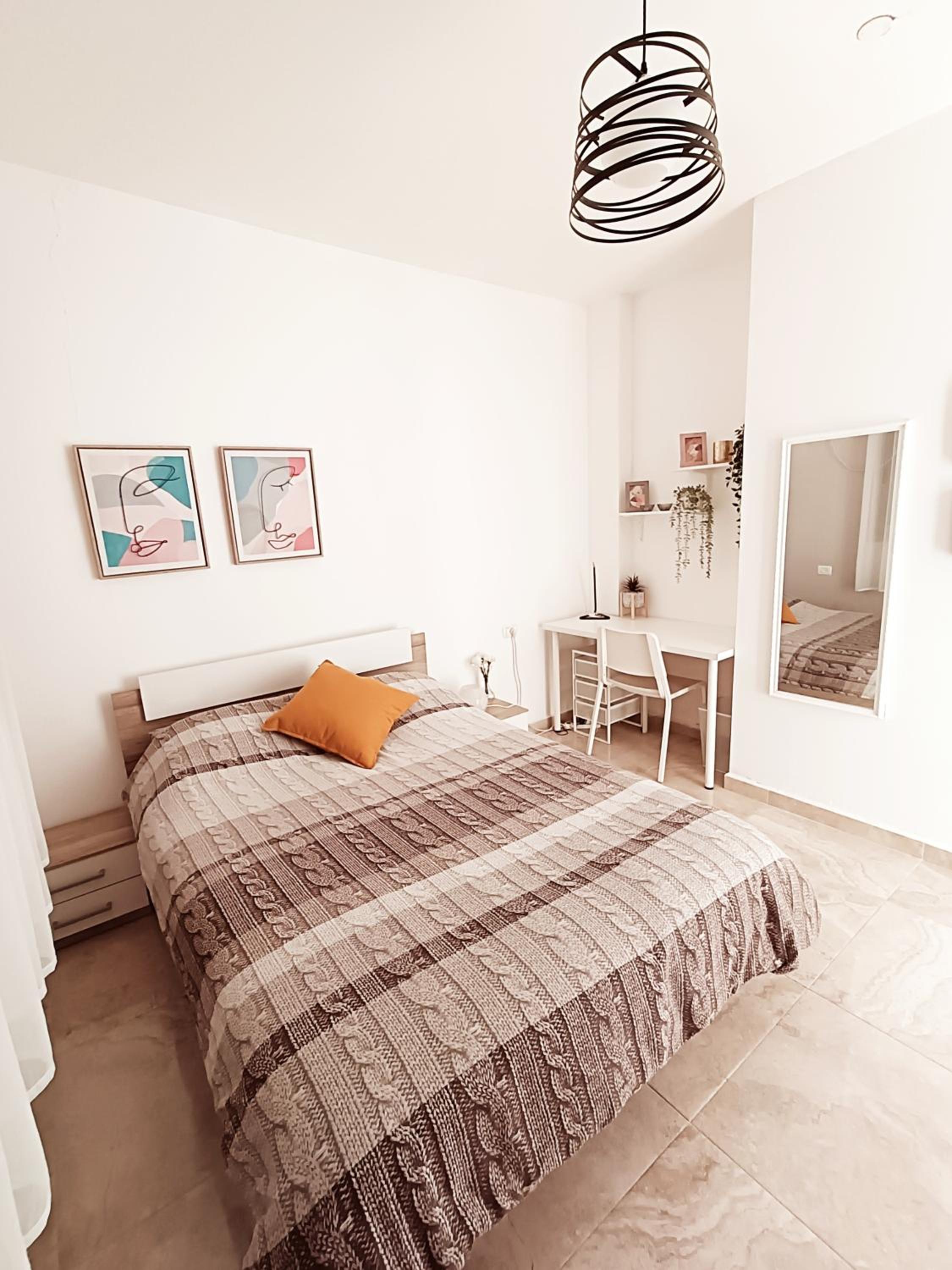 One-Bedroom Apartment - Photo 10