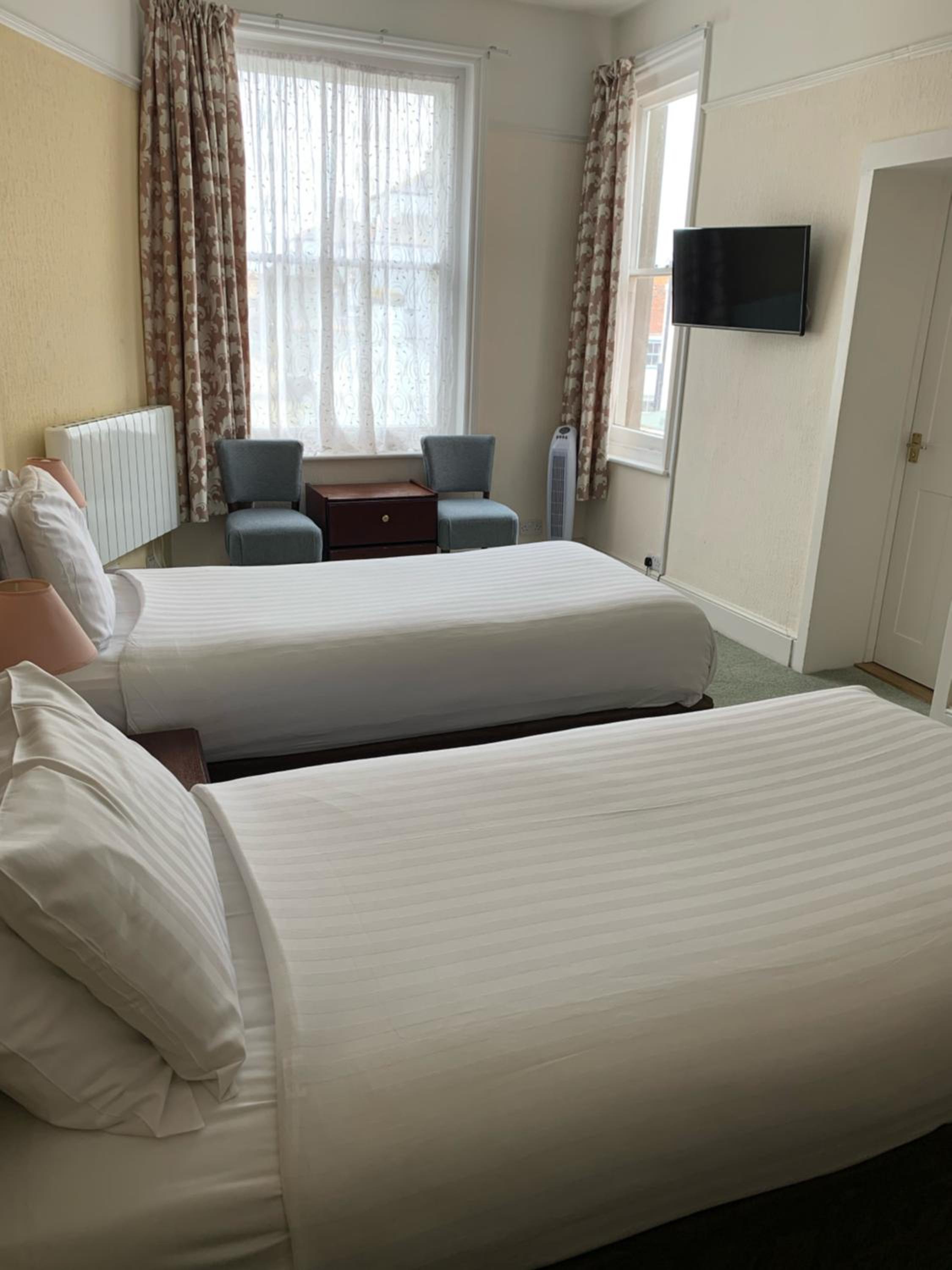 Twin Room photo 2