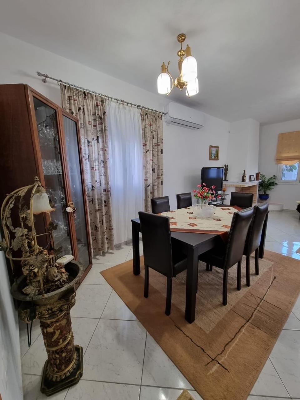 Two-Bedroom Apartment - Photo 20