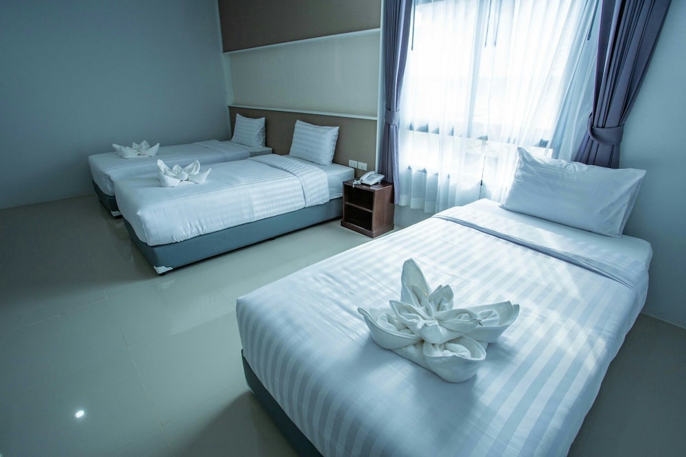 Family Triple Room - Photo 1