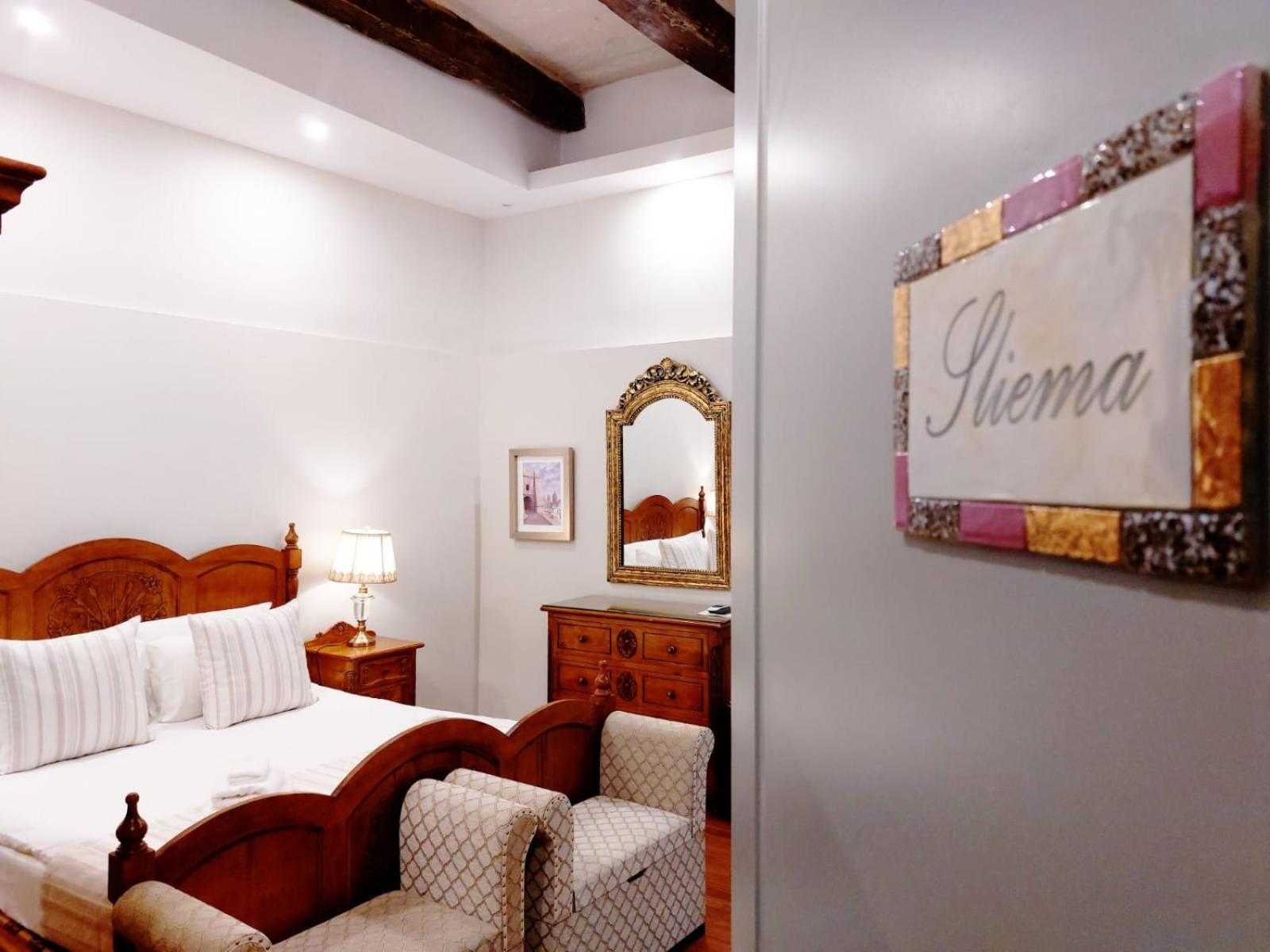 Junior Suite with Balcony - Photo 5