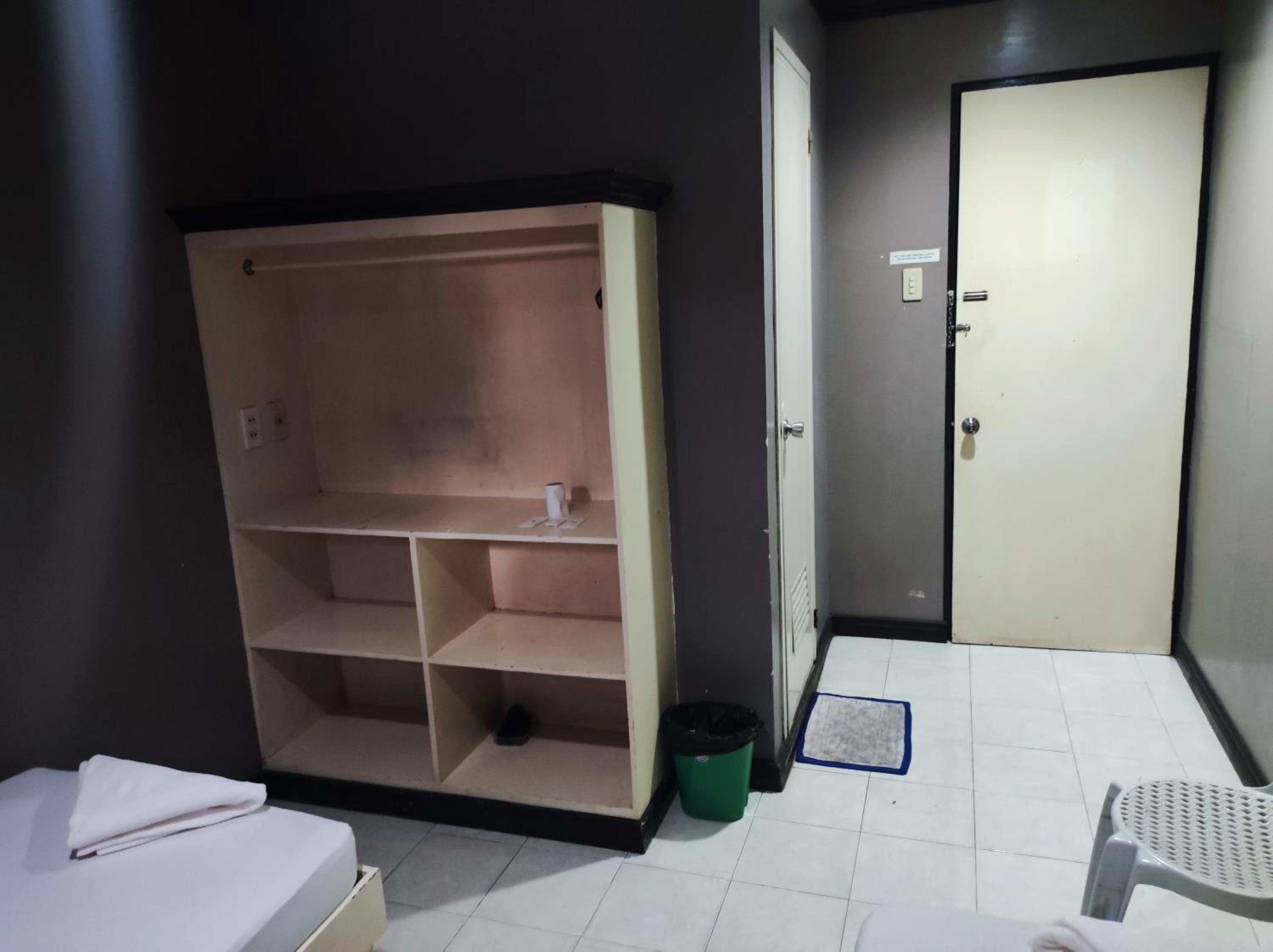 Deluxe Twin Room - Photo 2