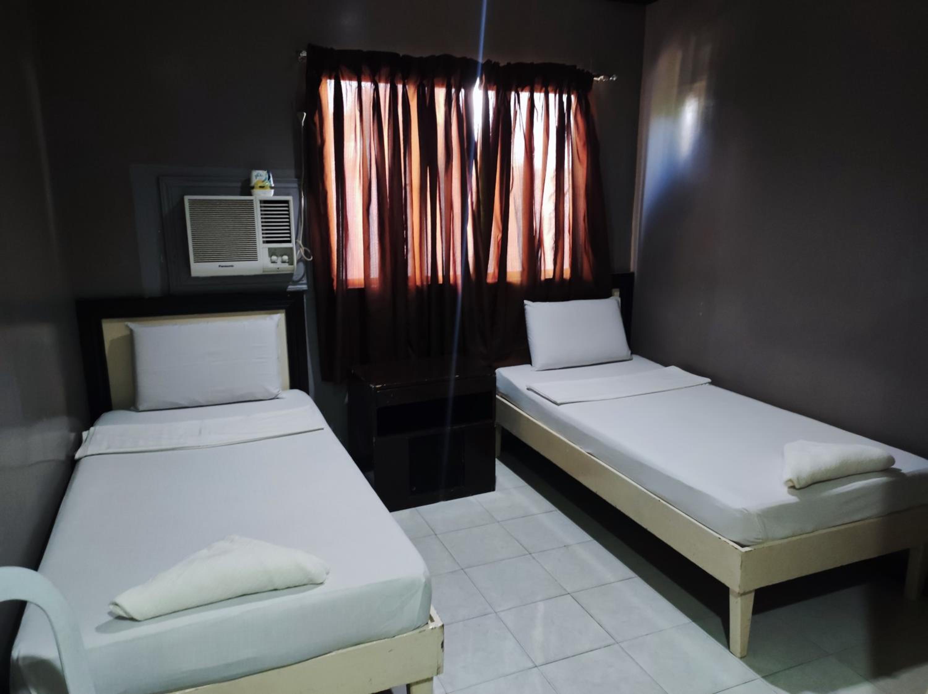 Deluxe Twin Room - Photo 1