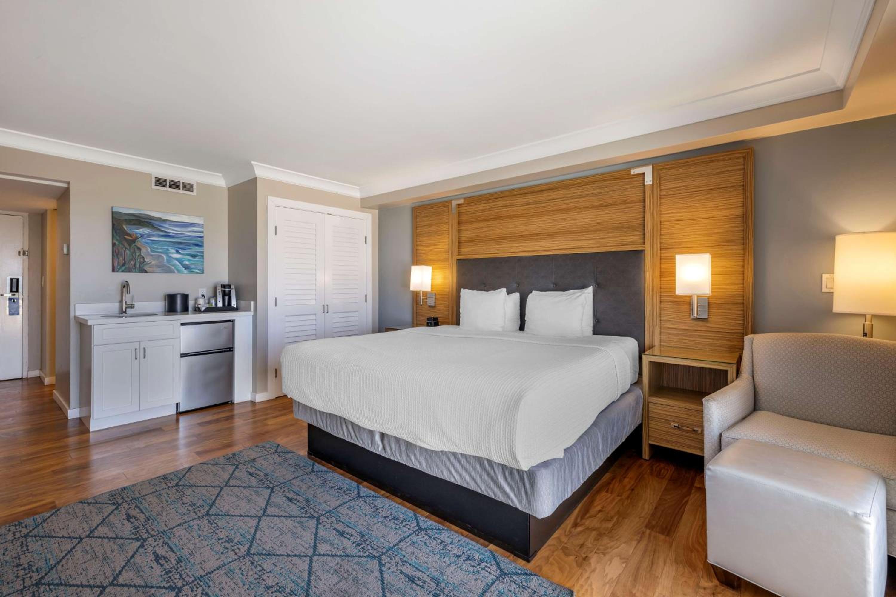 Swamis Peak Suite (Ocean View)