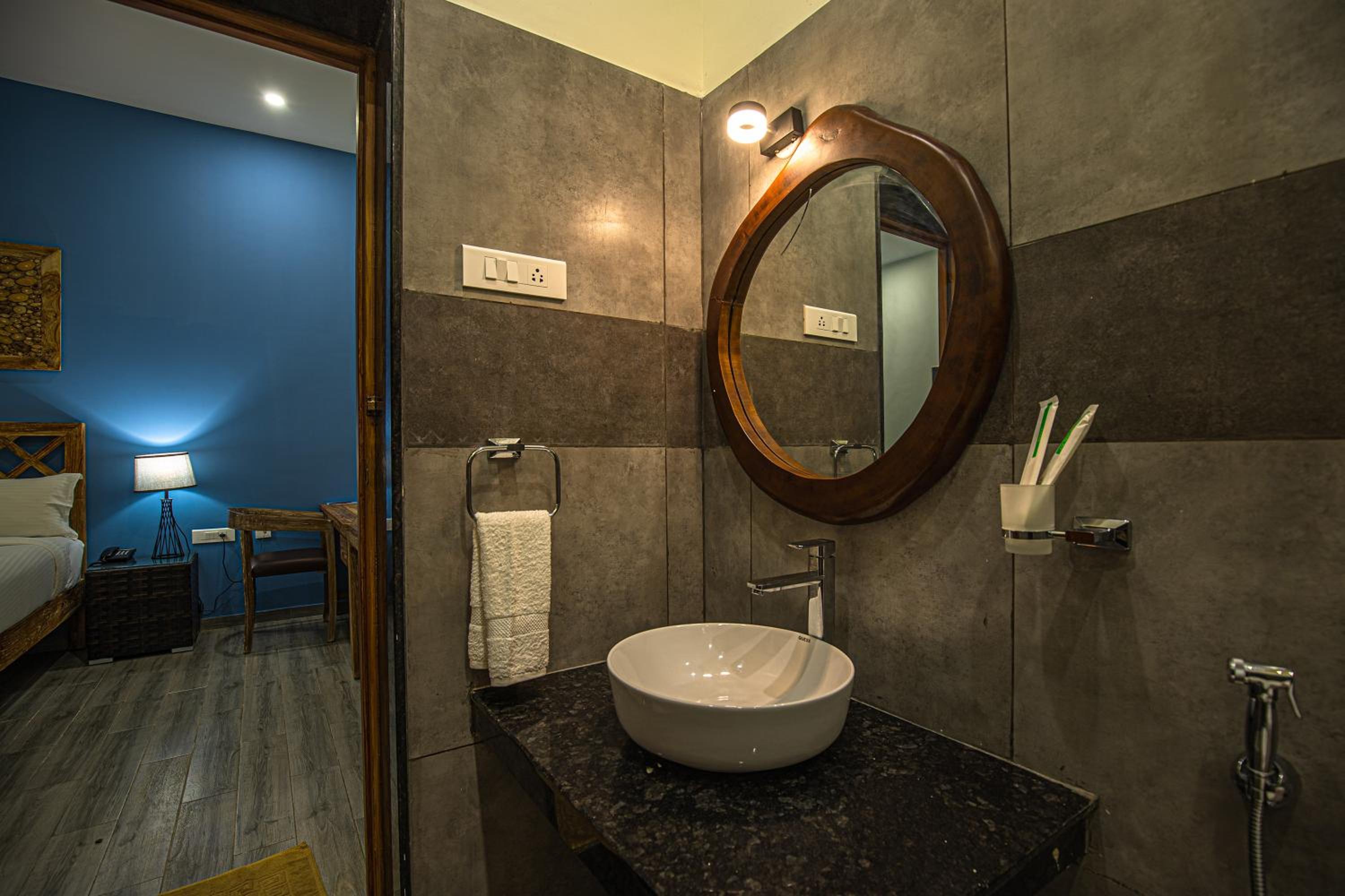 Superior Double Room - Photo 3