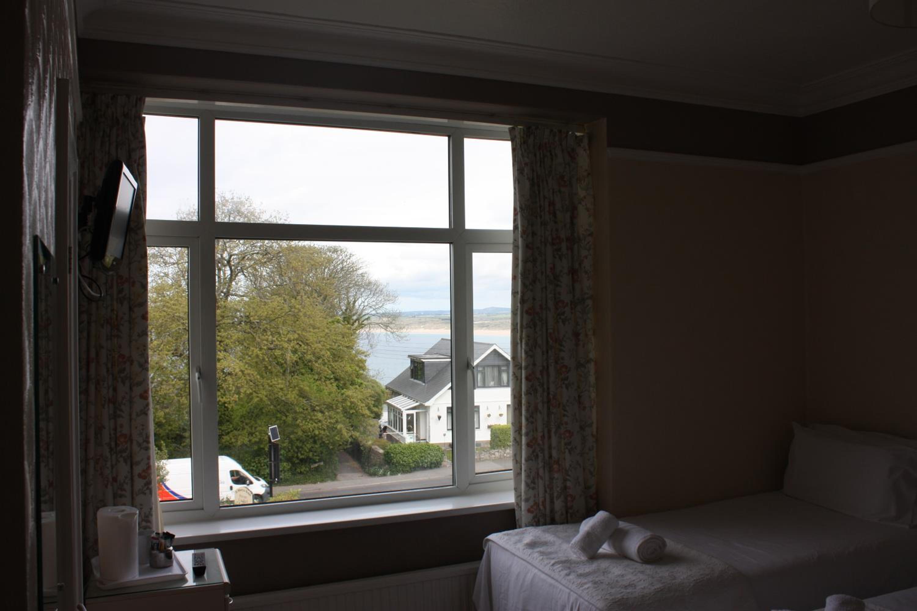 Family Room With Sea View photo 2