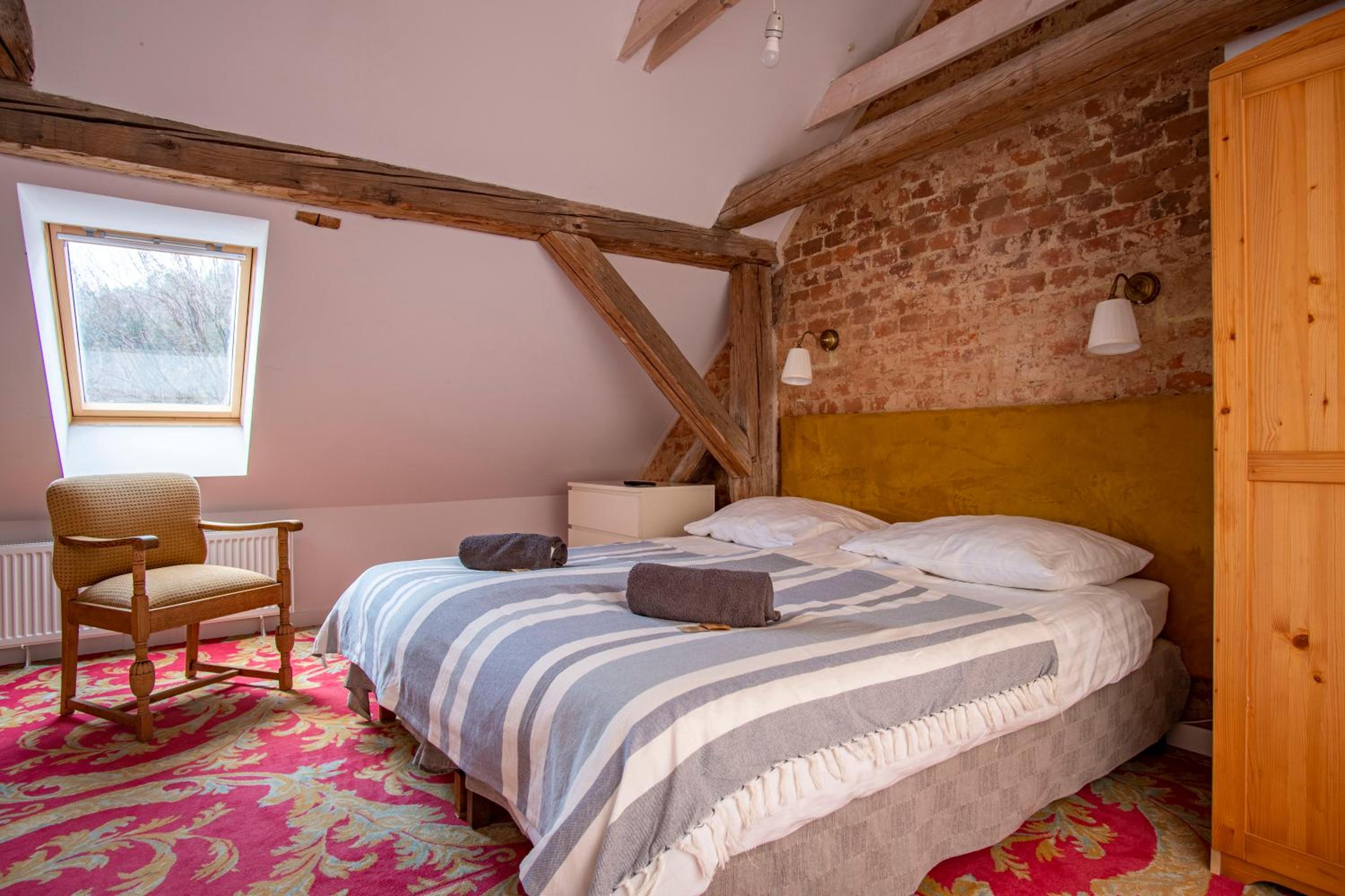 Standard Apartment - Photo 2
