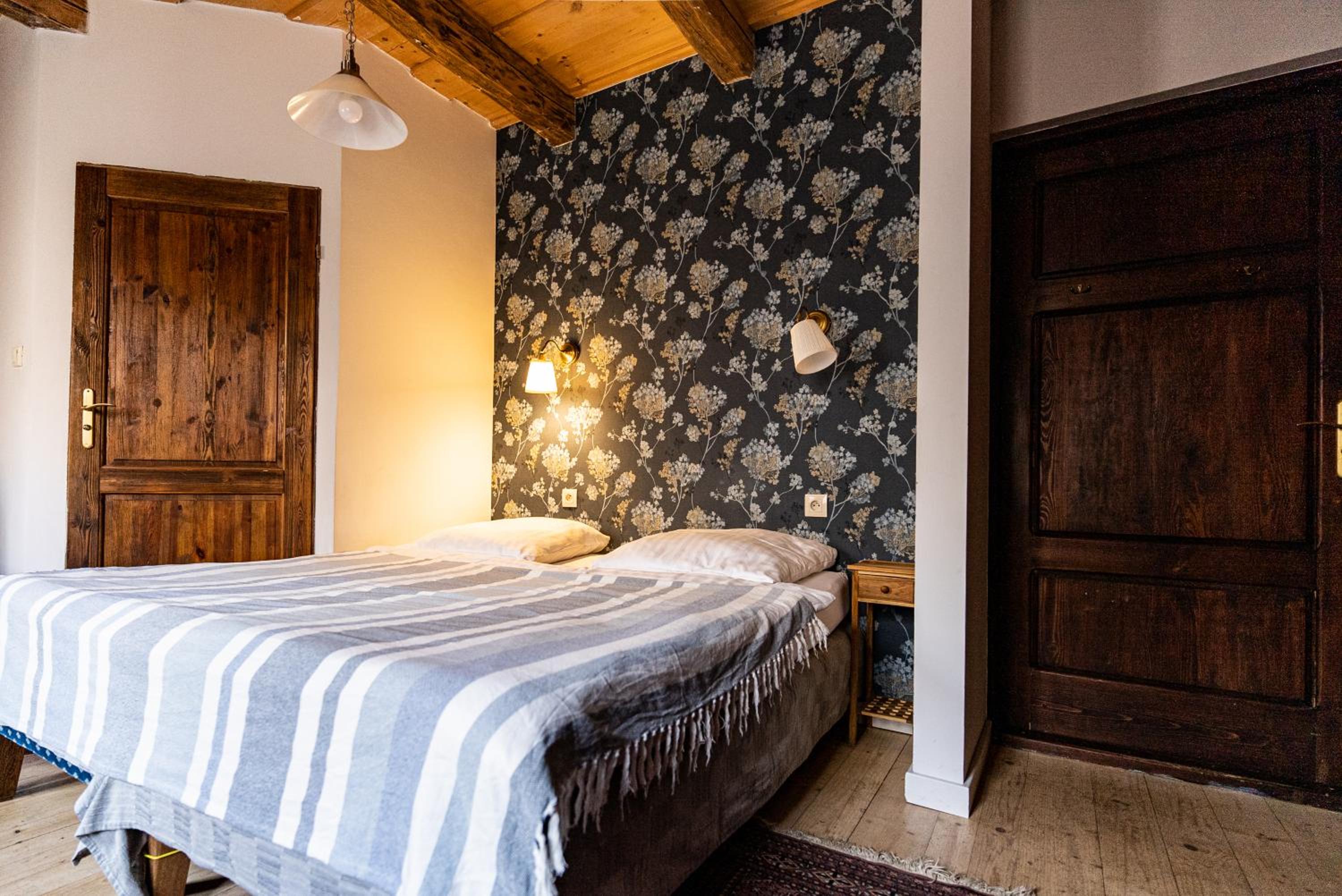 Standard Double Room - Photo 2