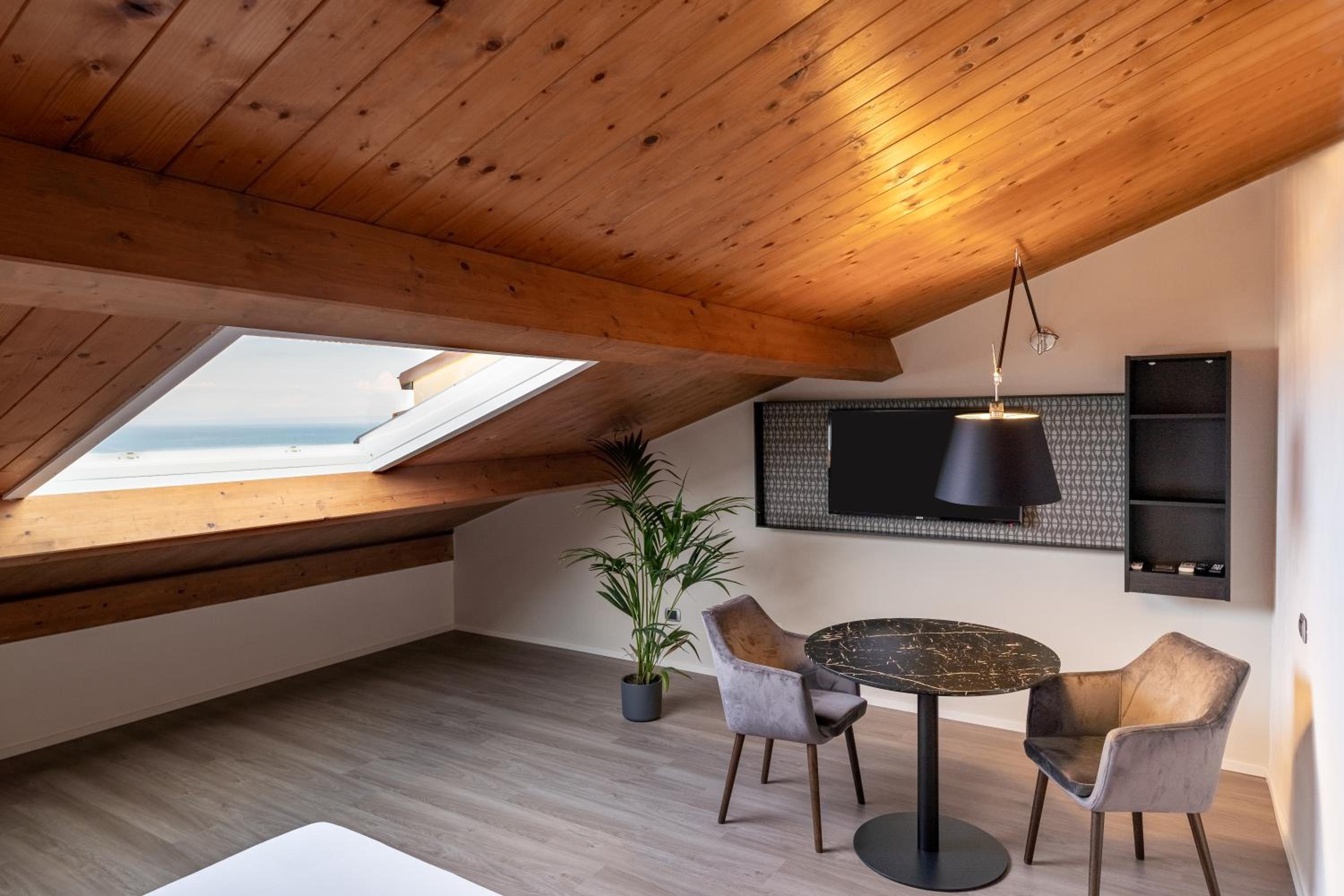 Luxury Double Room - Separate Building photo 3