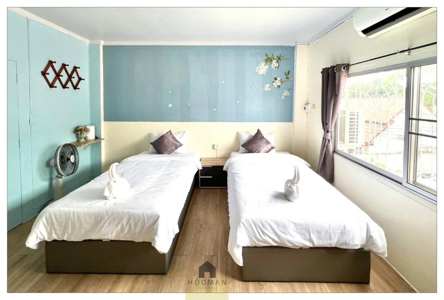 Standard Twin Room - Photo 4