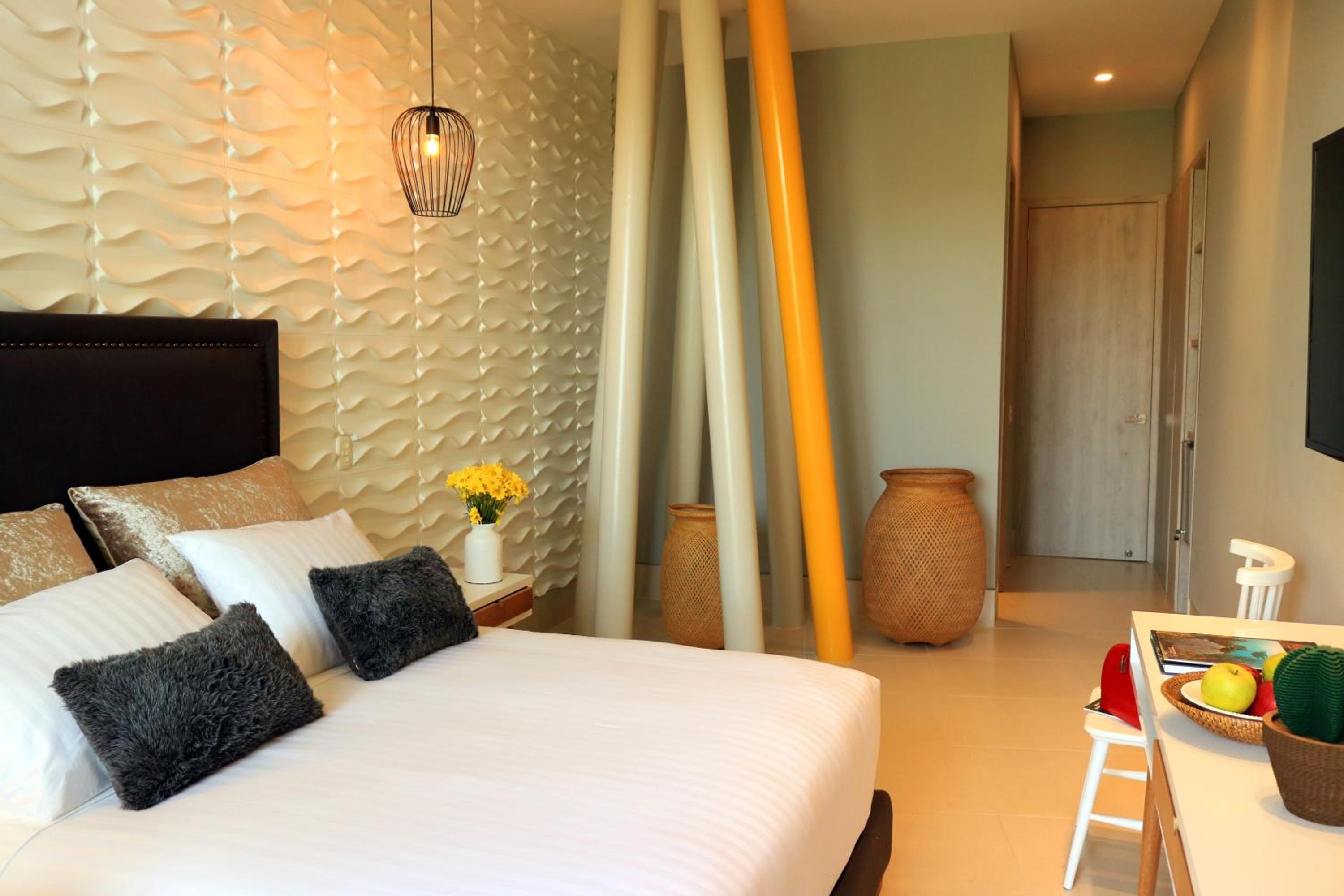 Junior Suite with Terrace and Sea View photo 3