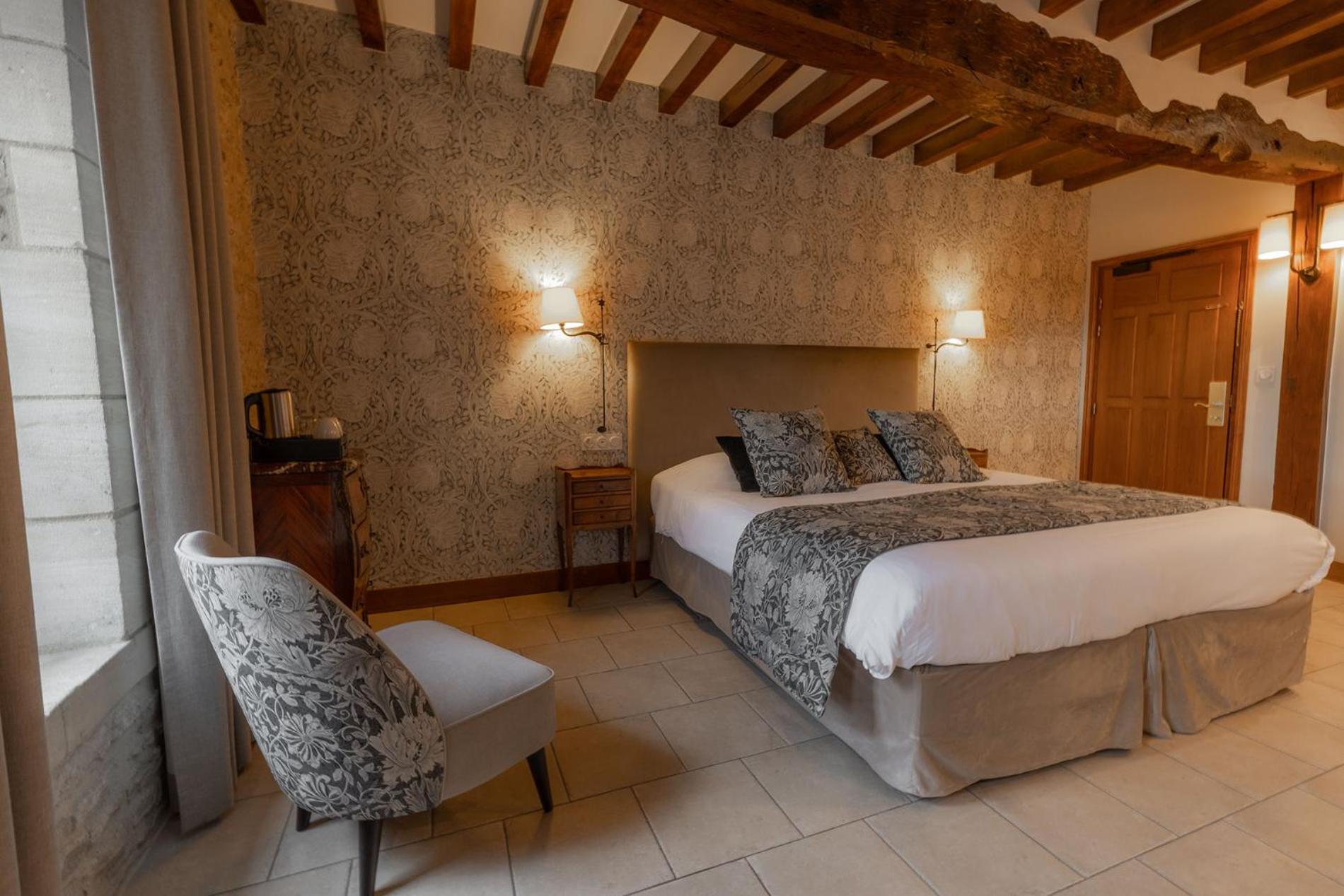 Deluxe Double Room - Photo 8