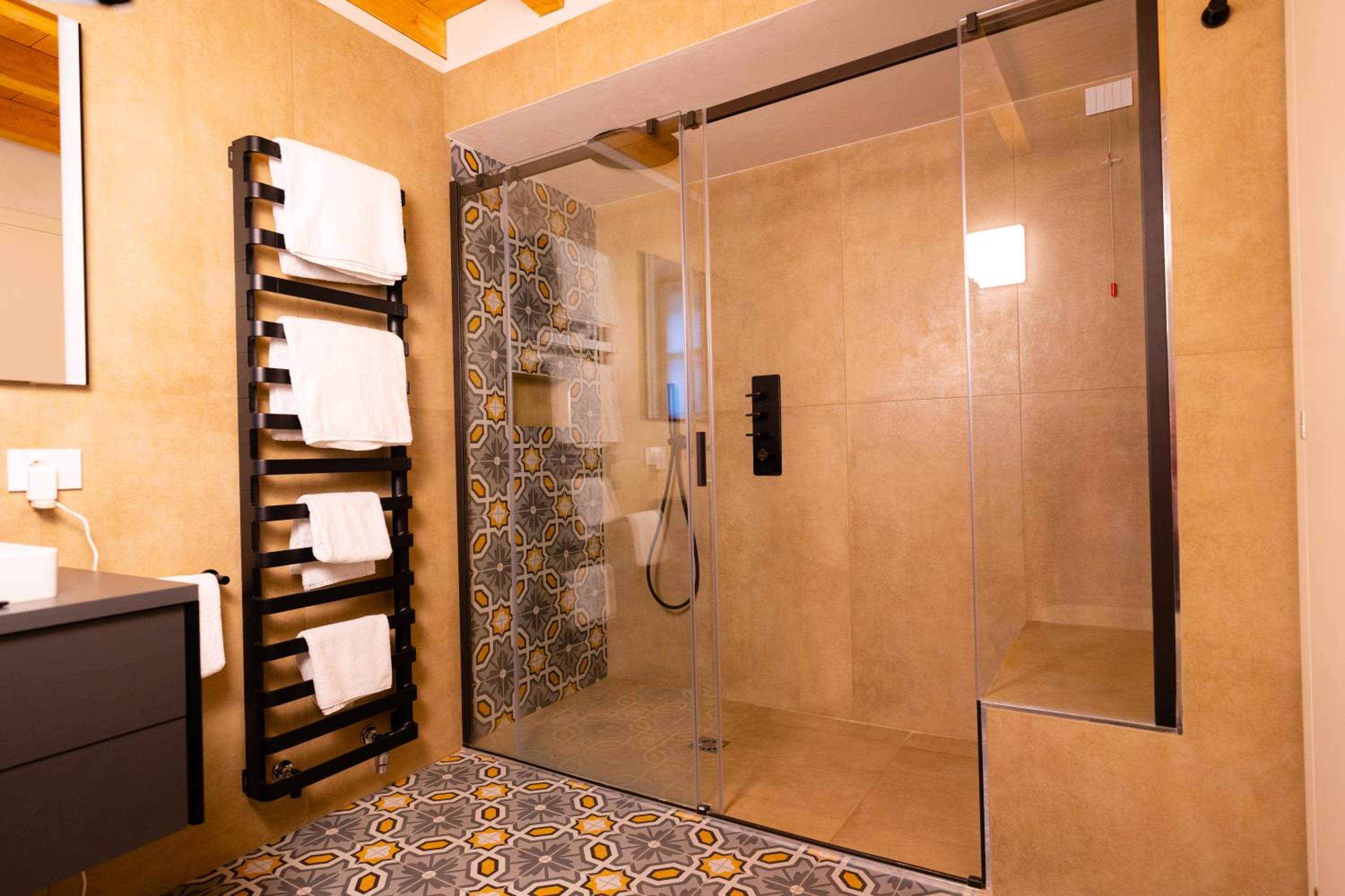 Triple Room with City View