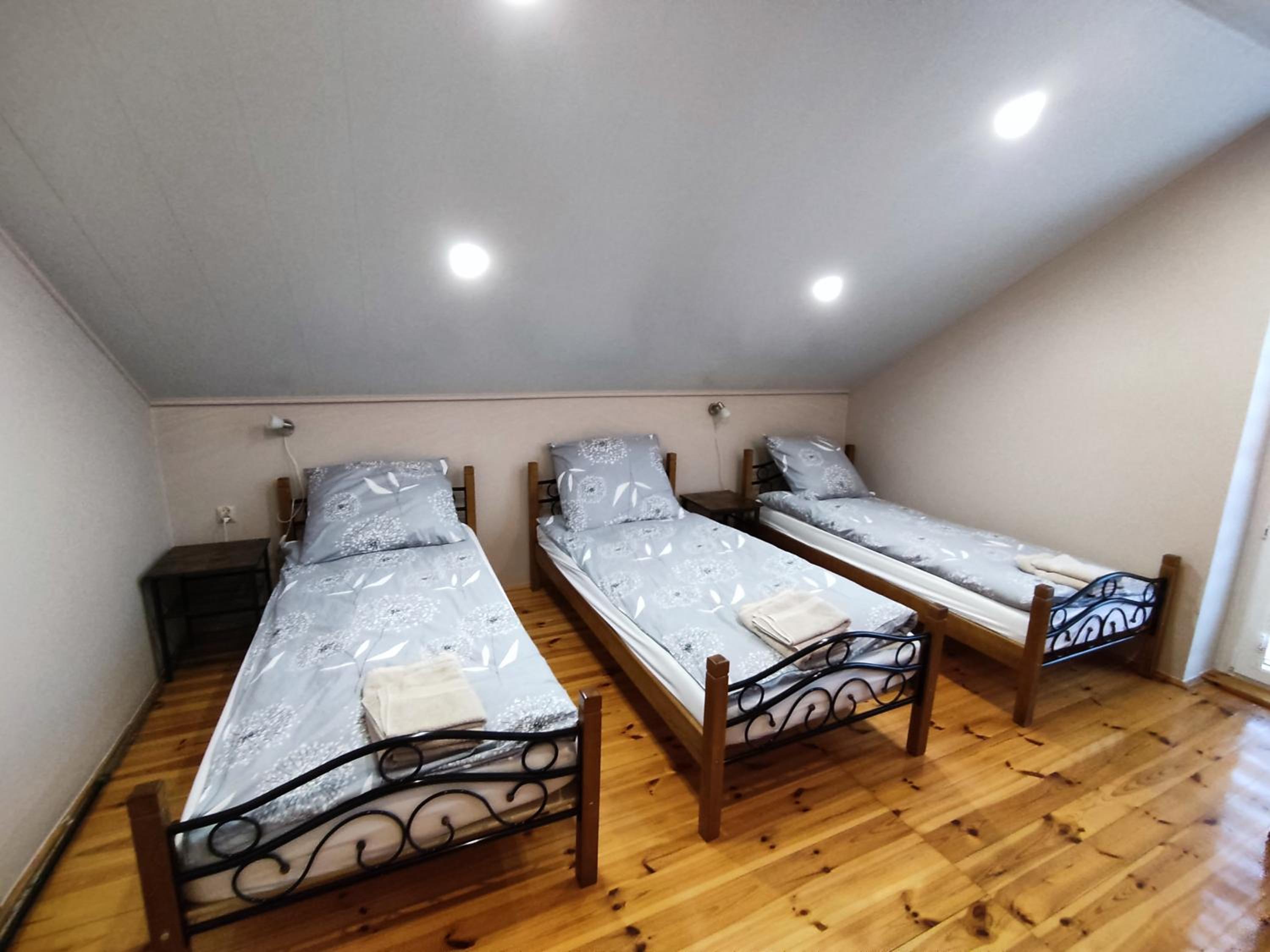 Triple Room with Balcony - Photo 3