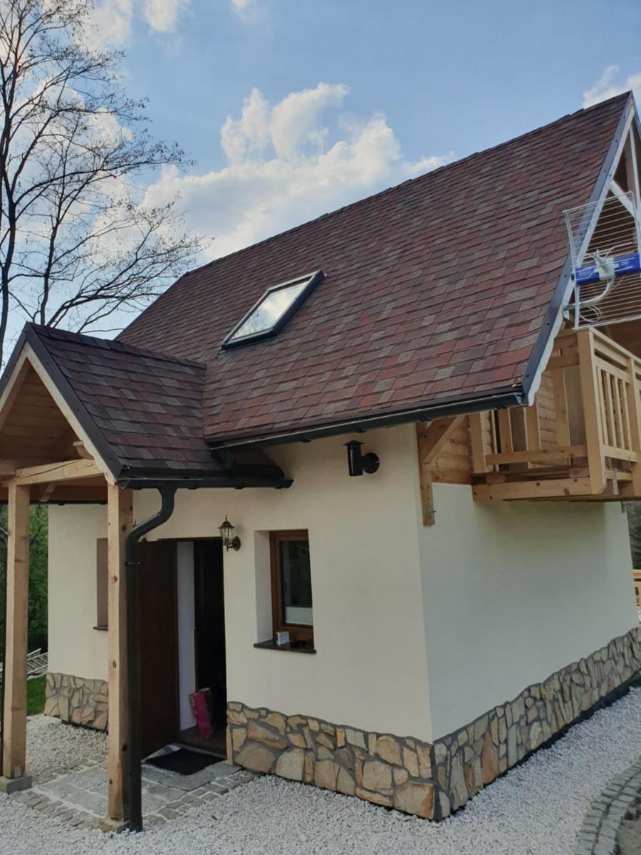 Two-Bedroom House - Photo 2