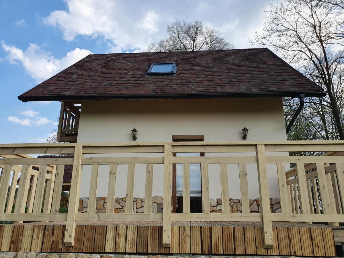 Two-Bedroom House - Photo 17