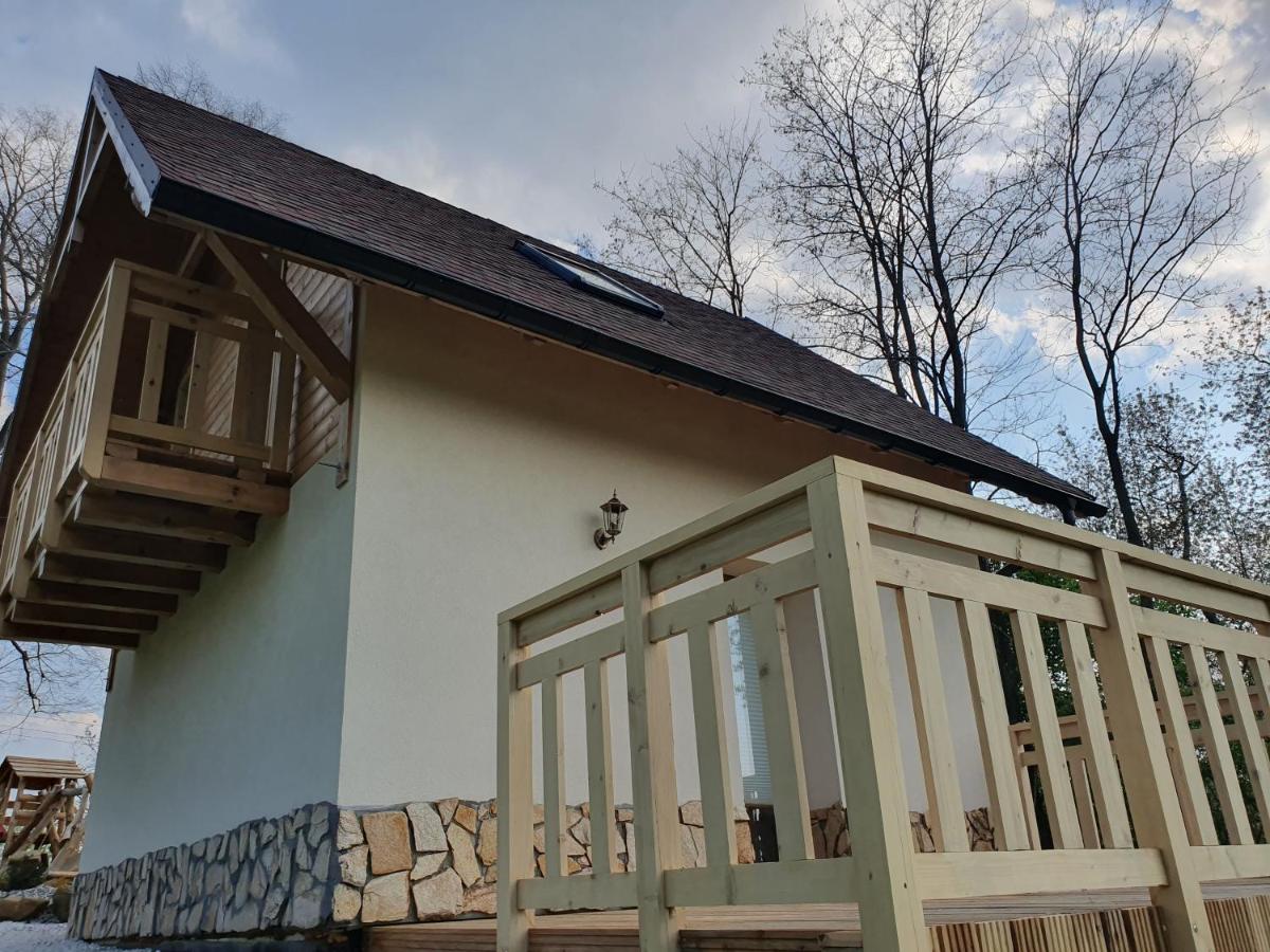 Two-Bedroom House - Photo 27
