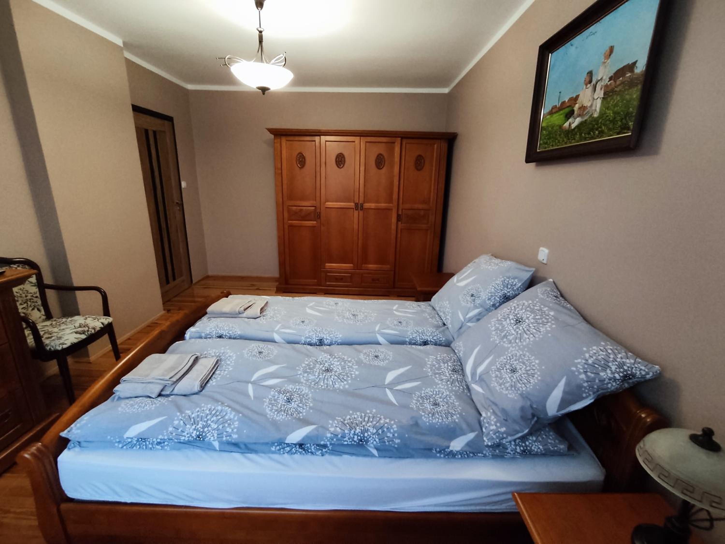 Standard King Room - Photo 3