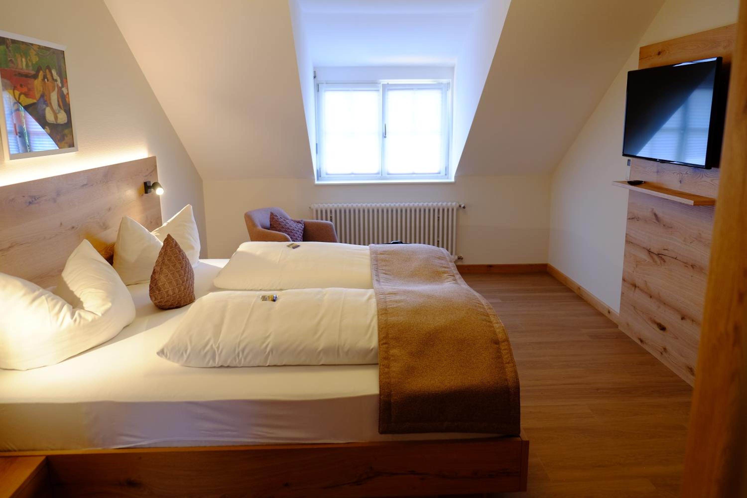 Suite with Balcony - Photo 1