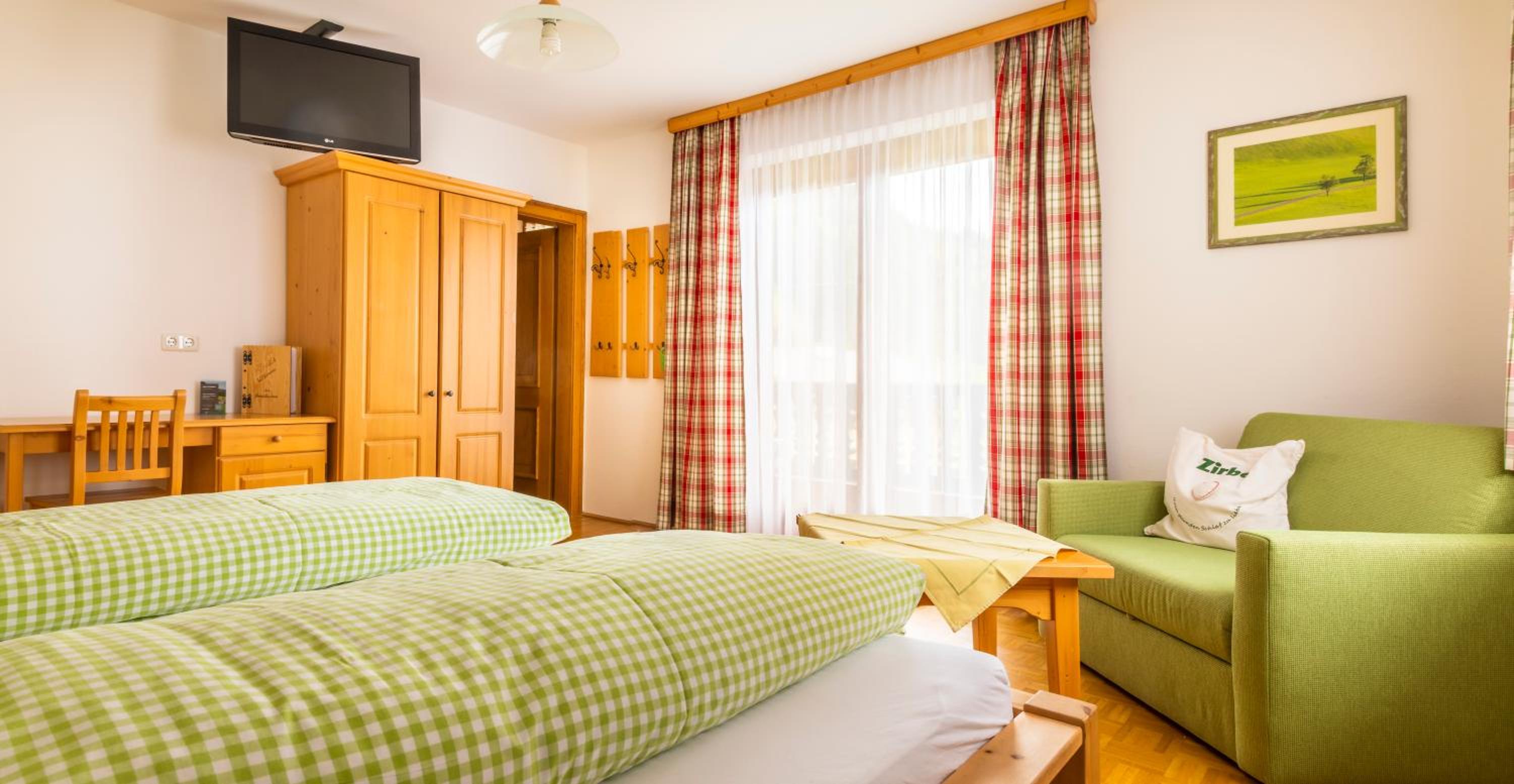 Triple Room photo 2