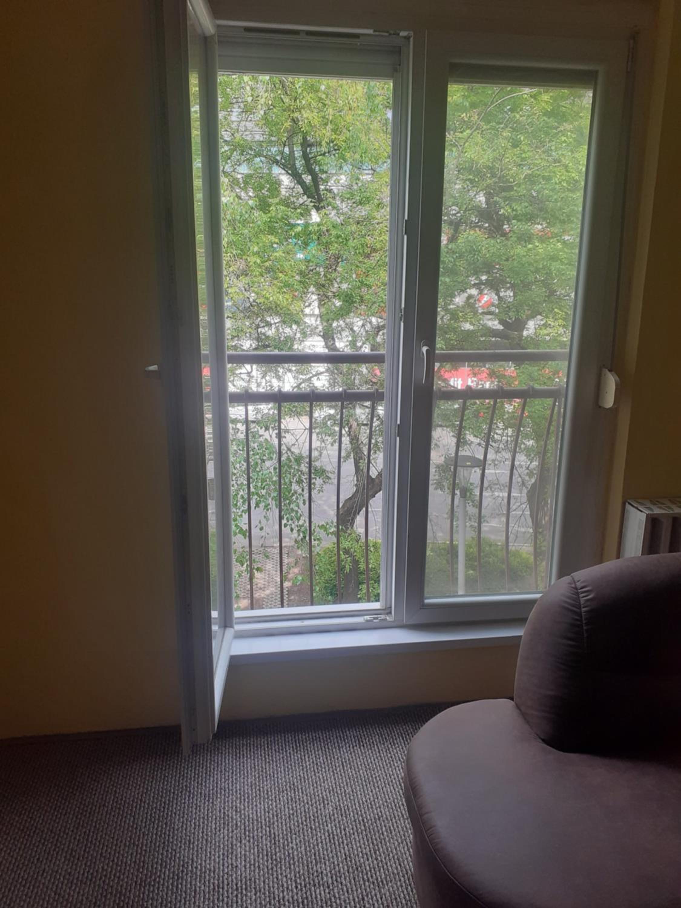 One-Bedroom Apartment - Photo 17