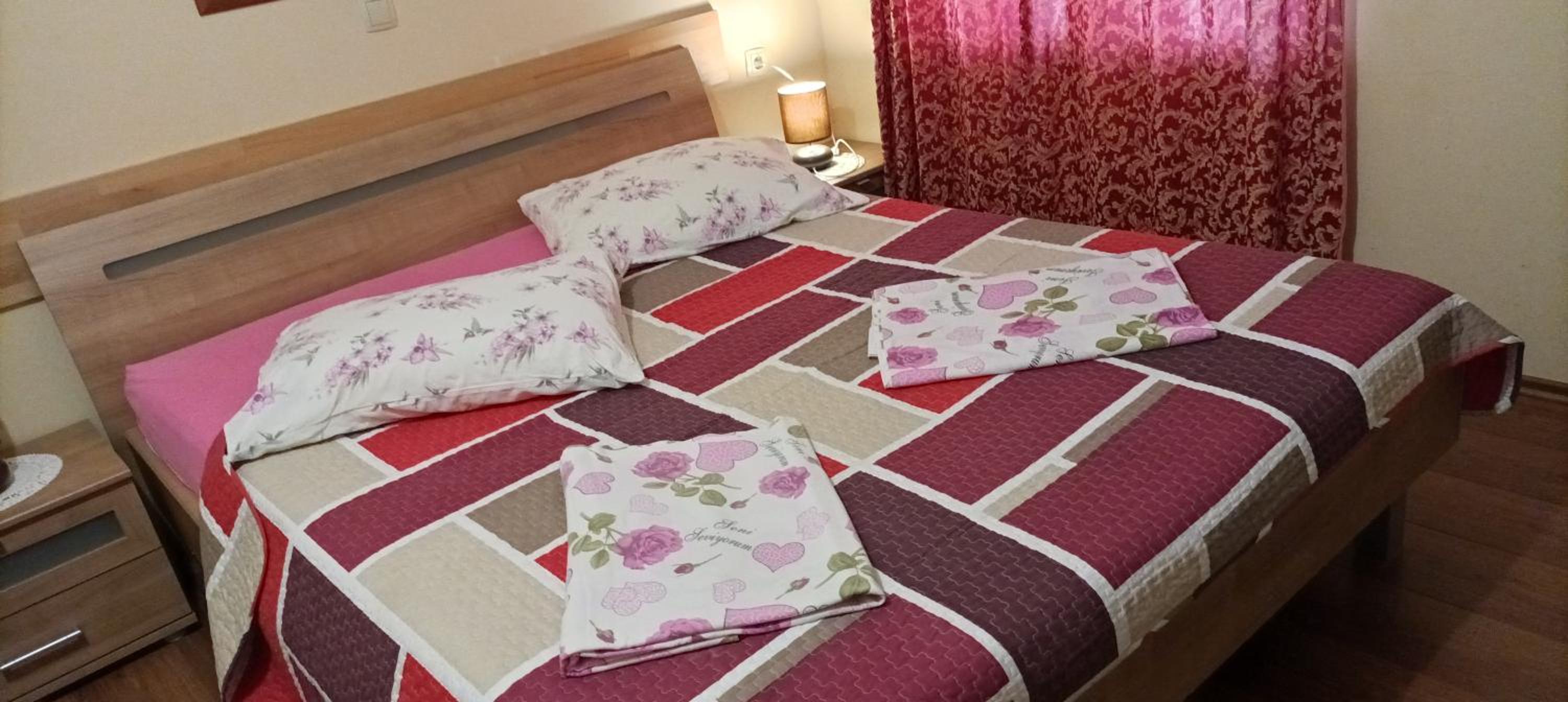 Basic Double Room - Photo 9
