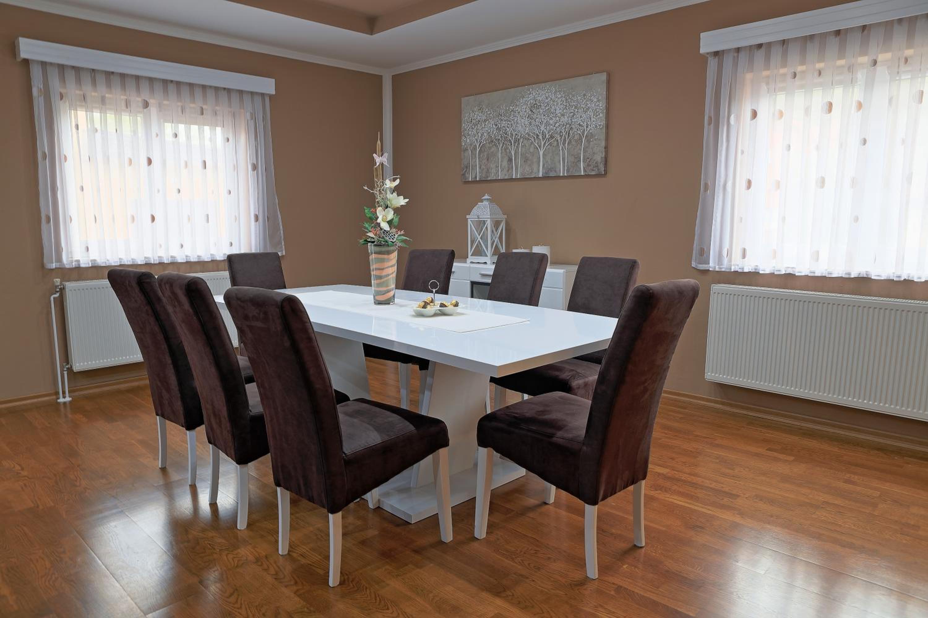 Two-Bedroom House - Photo 23